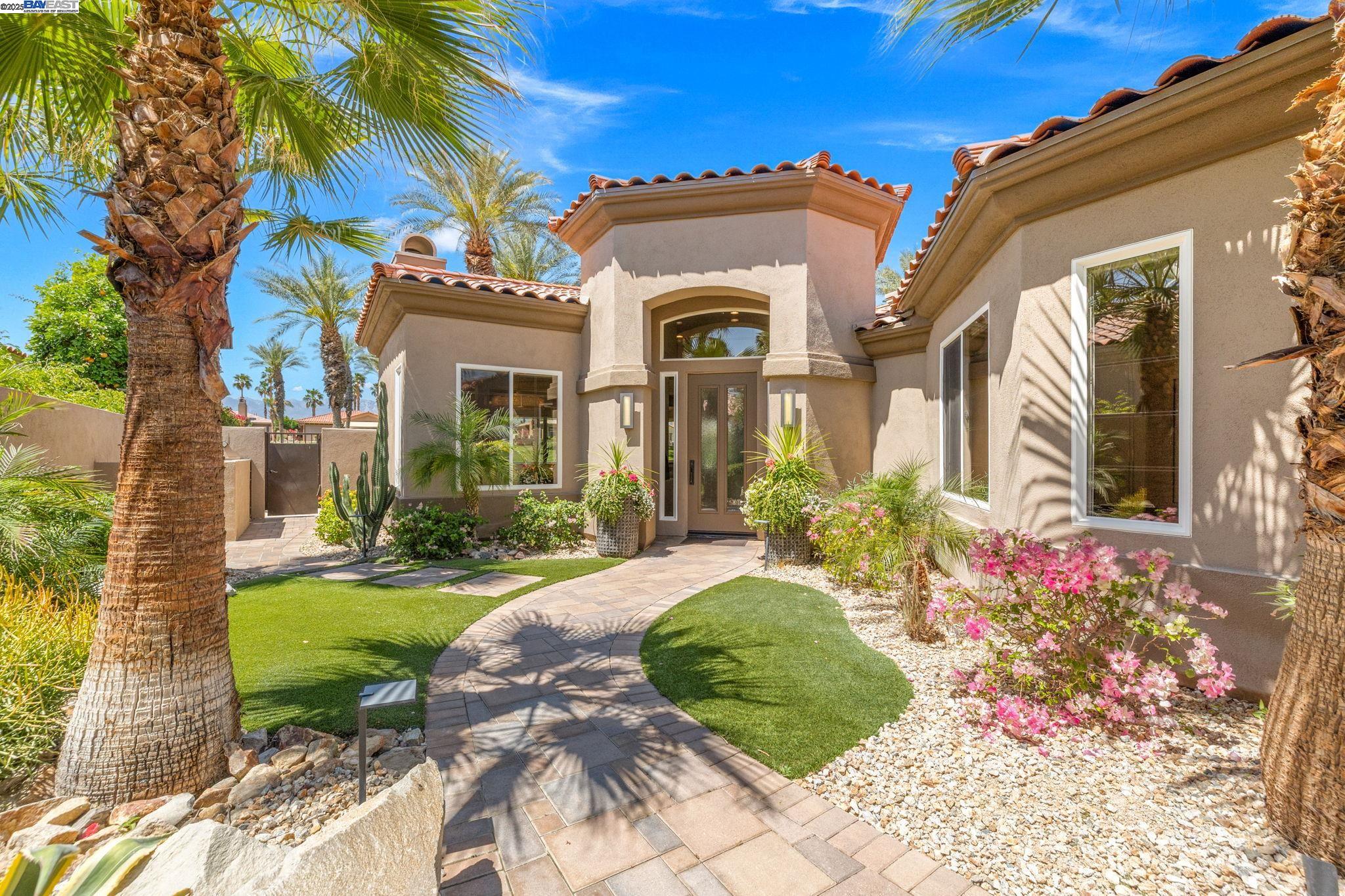 Detail Gallery Image 5 of 58 For 351 Tomahawk Dr, Palm Desert,  CA 92211 - 3 Beds | 3/1 Baths