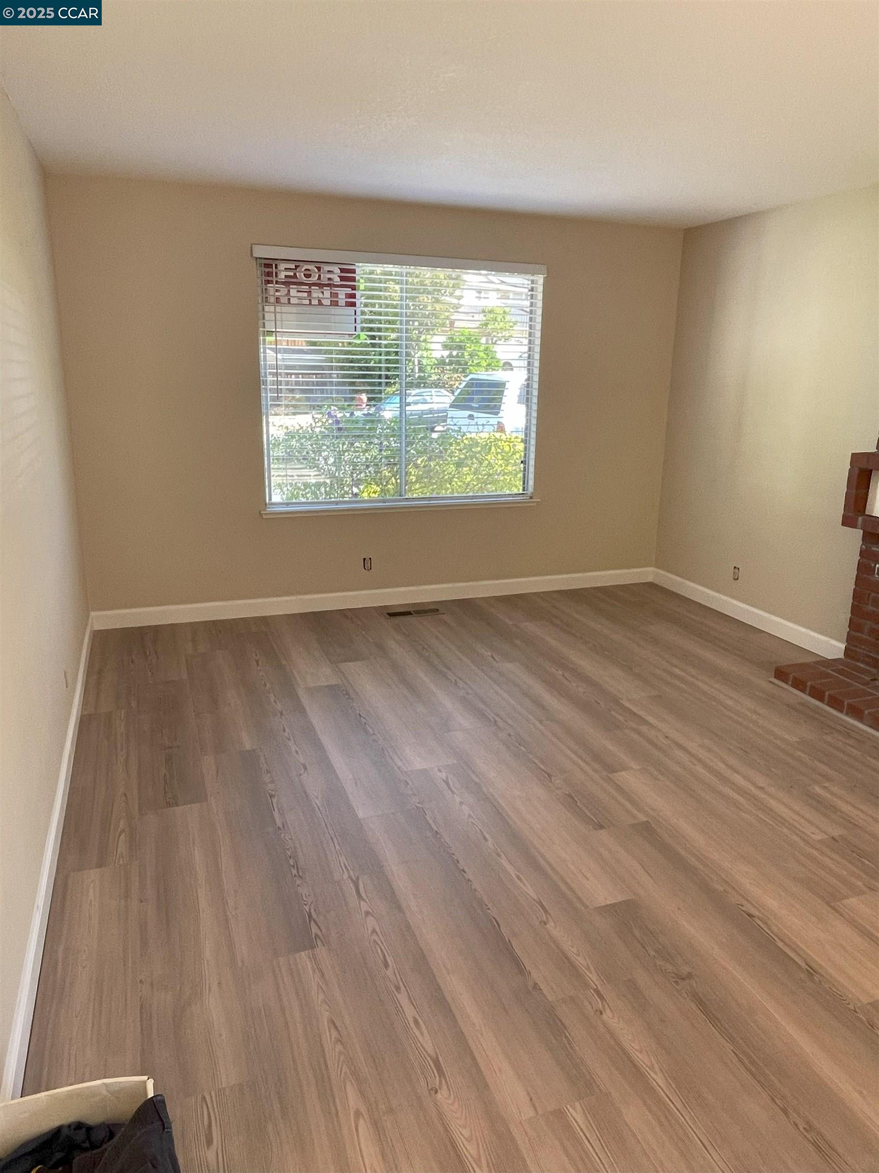 Detail Gallery Image 4 of 18 For , Walnut Creek,  CA 94596-6247 - 3 Beds | 2 Baths