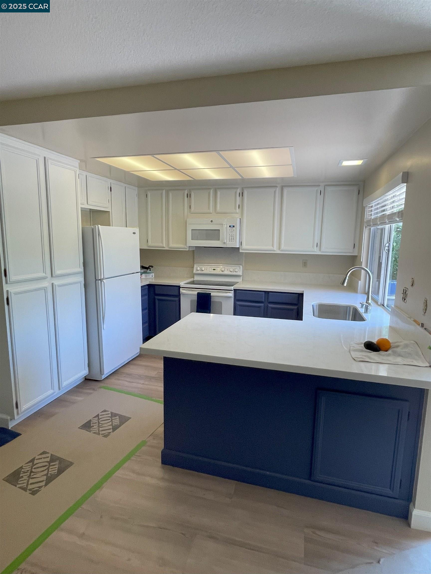 Detail Gallery Image 8 of 18 For , Walnut Creek,  CA 94596-6247 - 3 Beds | 2 Baths