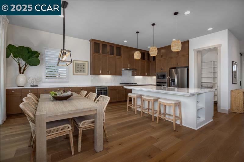 Detail Gallery Image 3 of 16 For 16135 Poulson Court, Lathrop,  CA 95330 - 4 Beds | 3/1 Baths
