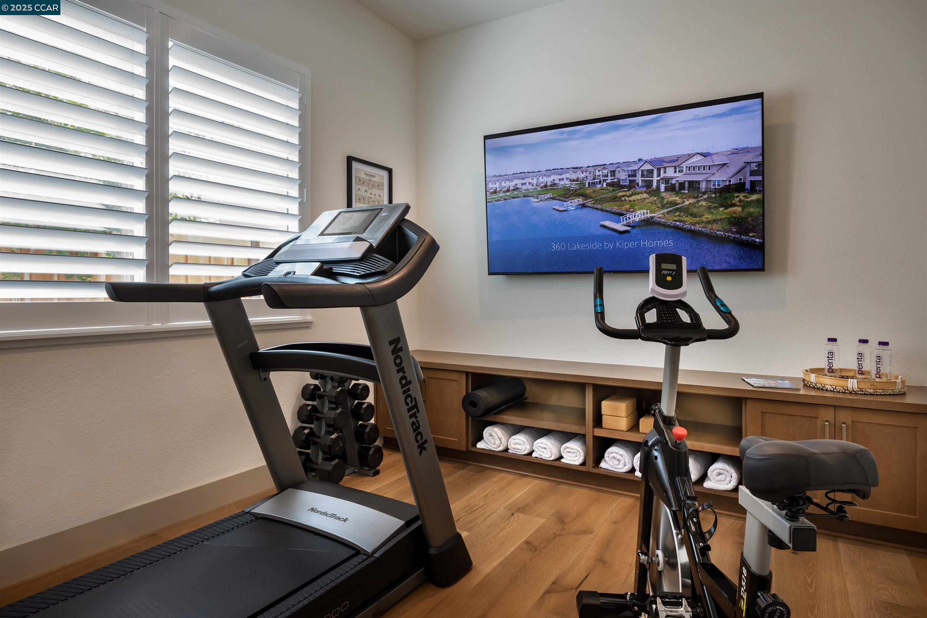 Detail Gallery Image 6 of 16 For 16135 Poulson Court, Lathrop,  CA 95330 - 4 Beds | 3/1 Baths