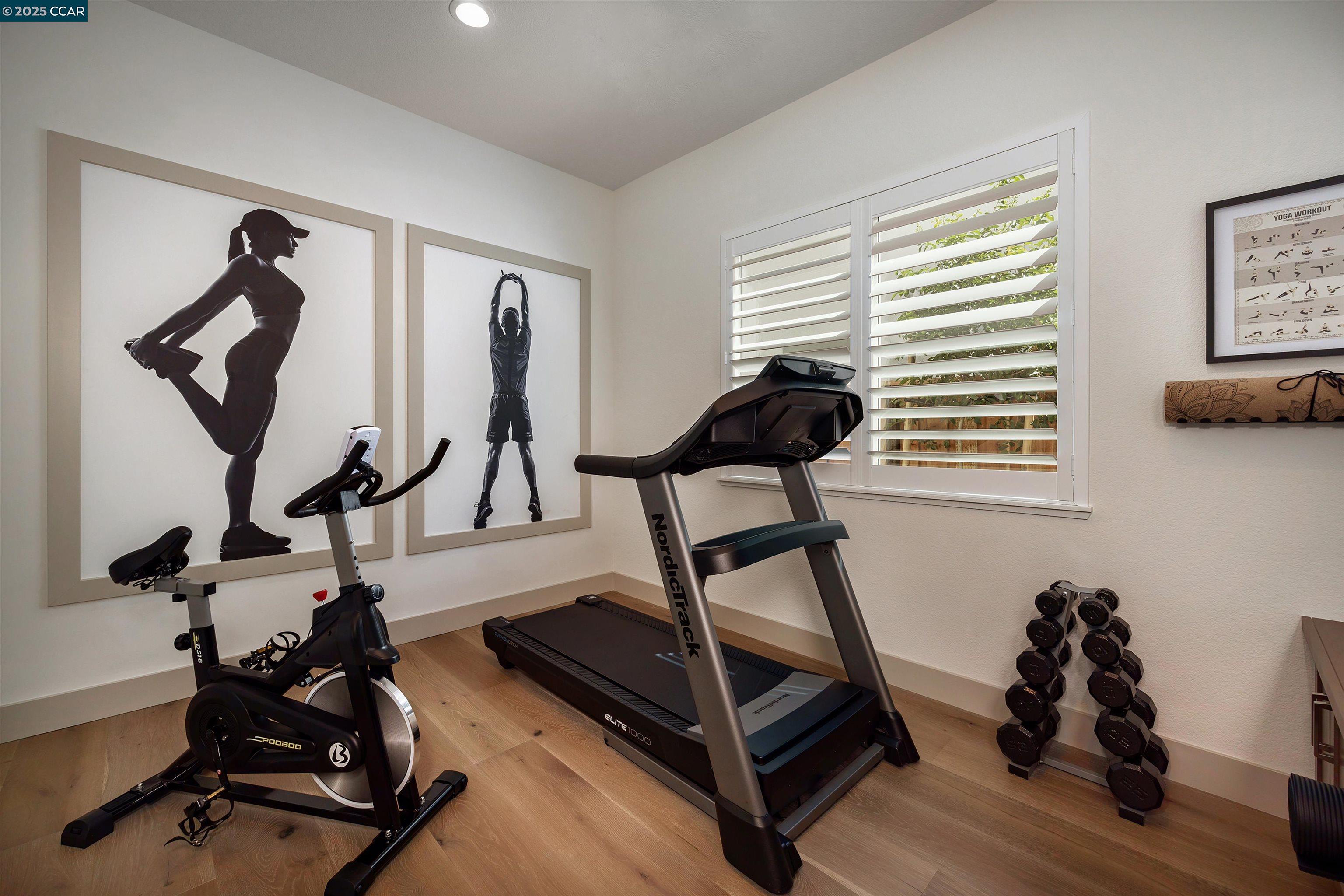 Detail Gallery Image 7 of 16 For 16135 Poulson Court, Lathrop,  CA 95330 - 4 Beds | 3/1 Baths