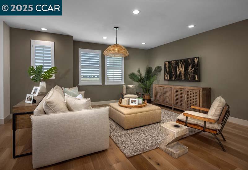 Detail Gallery Image 10 of 16 For 16135 Poulson Court, Lathrop,  CA 95330 - 4 Beds | 3/1 Baths