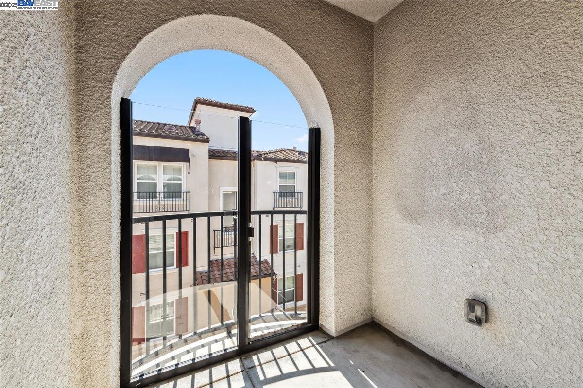 Detail Gallery Image 14 of 46 For 3465 Dublin Blvd. #420,  Dublin,  CA 94568 - 2 Beds | 2/1 Baths