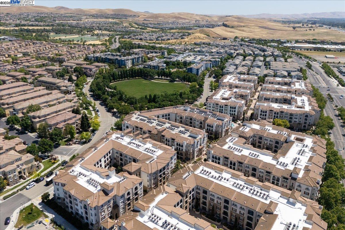 Detail Gallery Image 28 of 46 For 3465 Dublin Blvd. #420,  Dublin,  CA 94568 - 2 Beds | 2/1 Baths