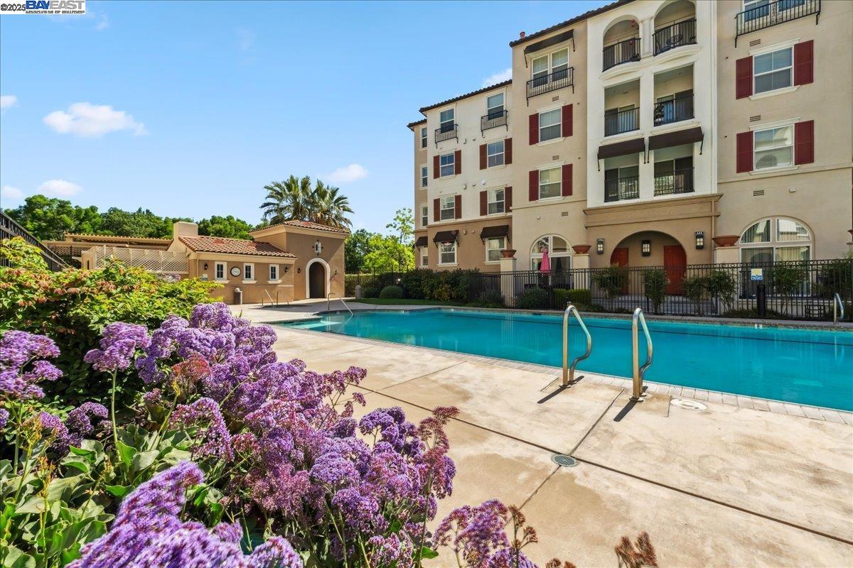 Detail Gallery Image 32 of 46 For 3465 Dublin Blvd. #420,  Dublin,  CA 94568 - 2 Beds | 2/1 Baths