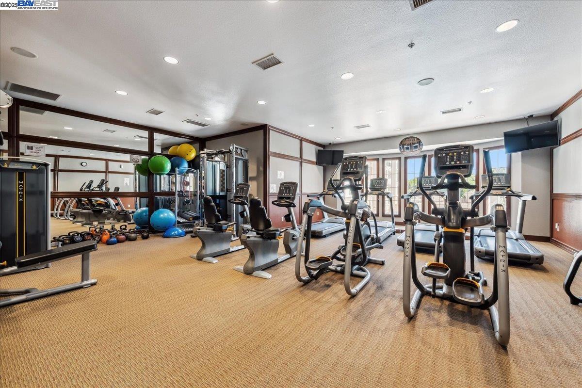 Detail Gallery Image 33 of 46 For 3465 Dublin Blvd. #420,  Dublin,  CA 94568 - 2 Beds | 2/1 Baths