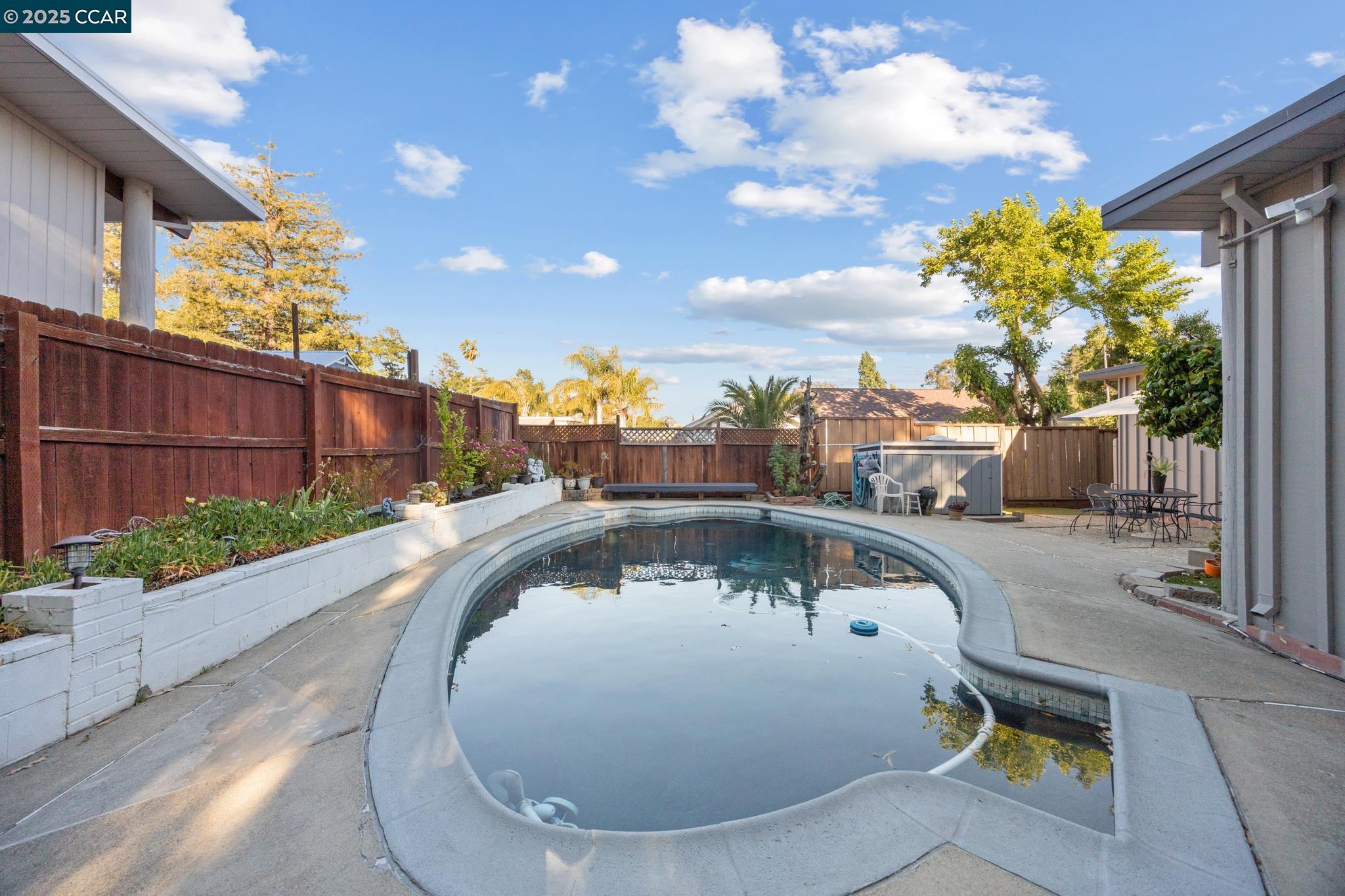 Detail Gallery Image 38 of 60 For 5131 La Honda Rd, El Sobrante,  CA 94803 - 3 Beds | 2 Baths