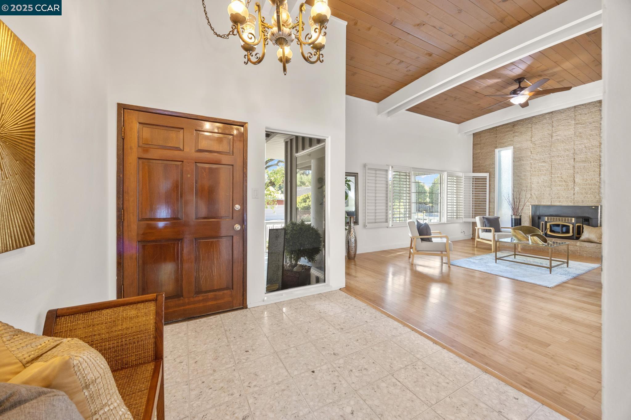Detail Gallery Image 9 of 60 For 5131 La Honda Rd, El Sobrante,  CA 94803 - 3 Beds | 2 Baths