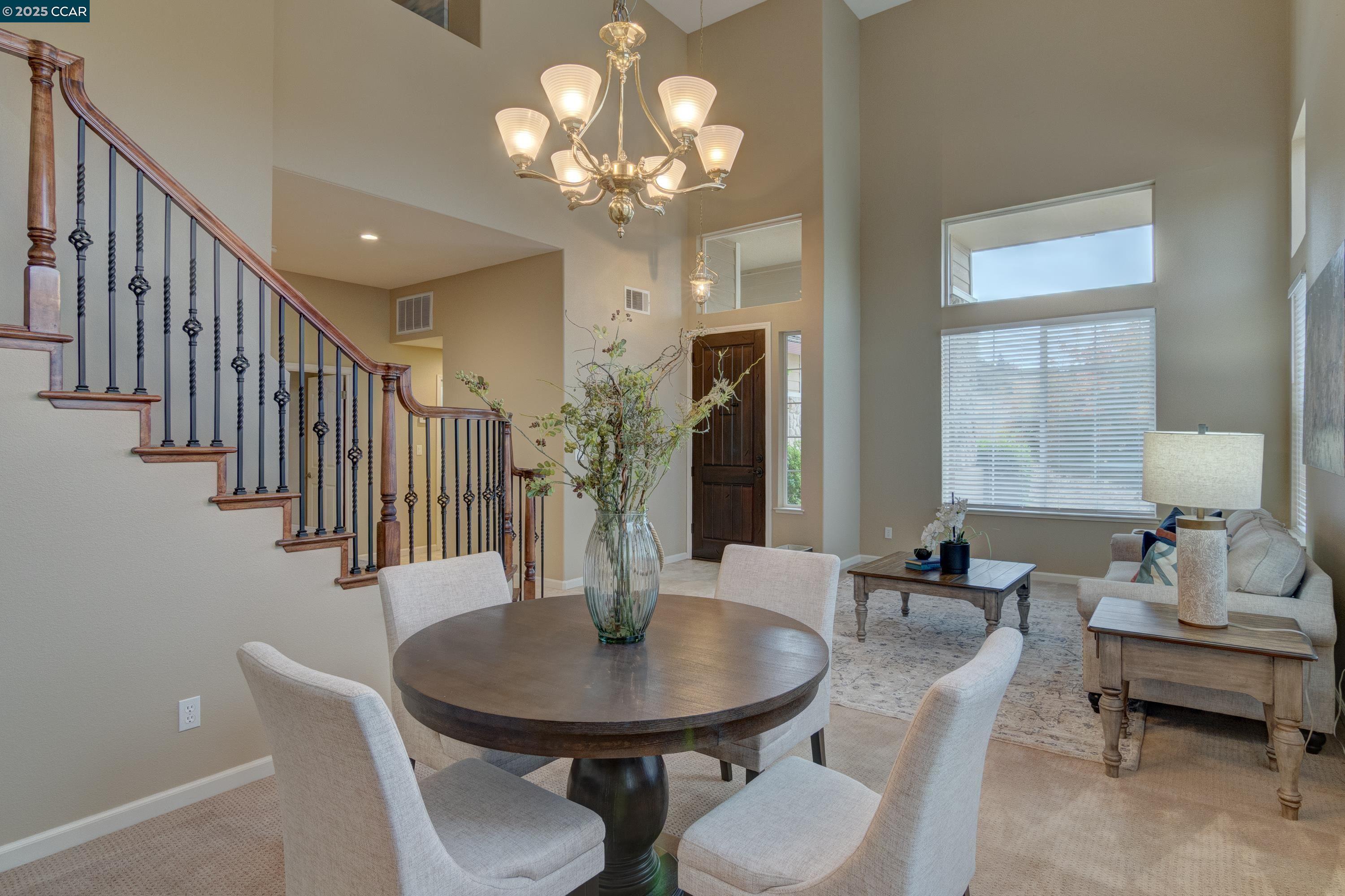 Detail Gallery Image 10 of 29 For 5171 Keller Ridge Dr, Clayton,  CA 94517 - 4 Beds | 3 Baths