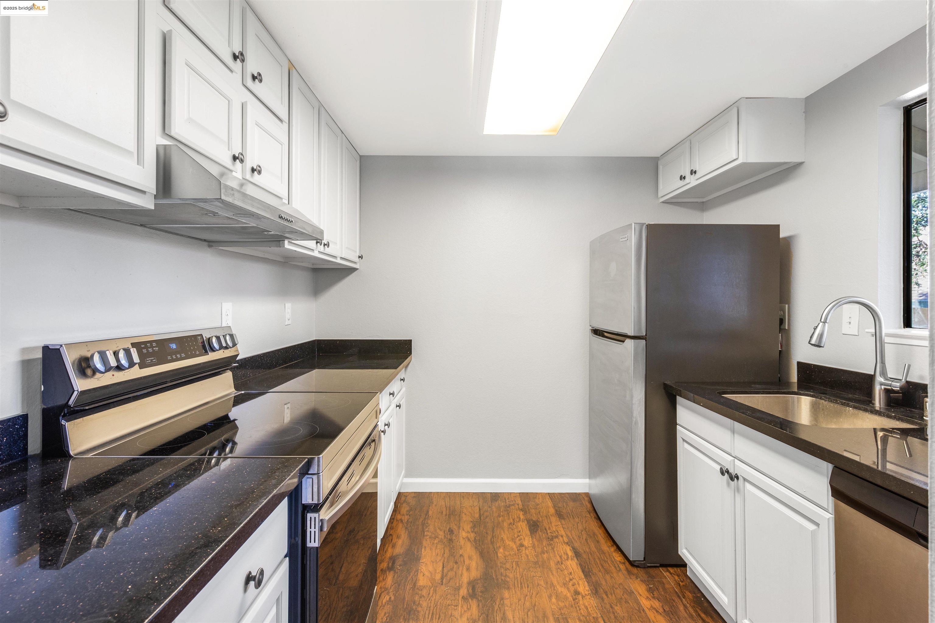 Detail Gallery Image 10 of 37 For 2400 Horizon Ln #136,  Antioch,  CA 94509 - 2 Beds | 2 Baths