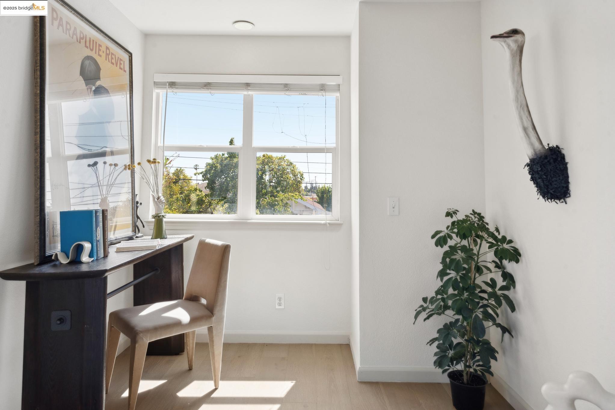 Detail Gallery Image 17 of 23 For 3808 Marion Avenue, Oakland,  CA 94619 - 3 Beds | 1/1 Baths