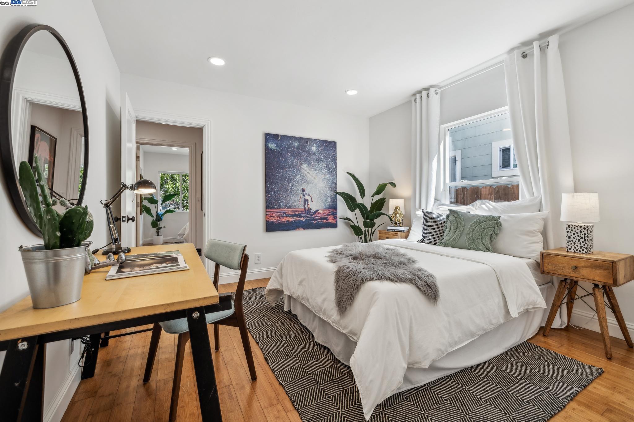 Detail Gallery Image 23 of 46 For 776 60th Street, Oakland,  CA 94609 - 3 Beds | 2 Baths