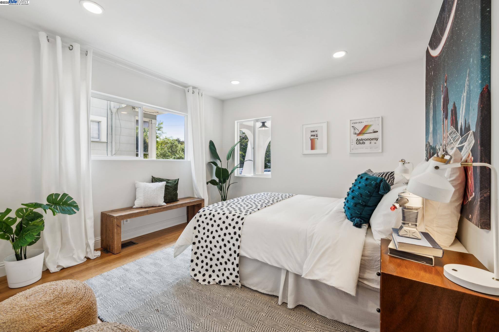 Detail Gallery Image 26 of 46 For 776 60th Street, Oakland,  CA 94609 - 3 Beds | 2 Baths