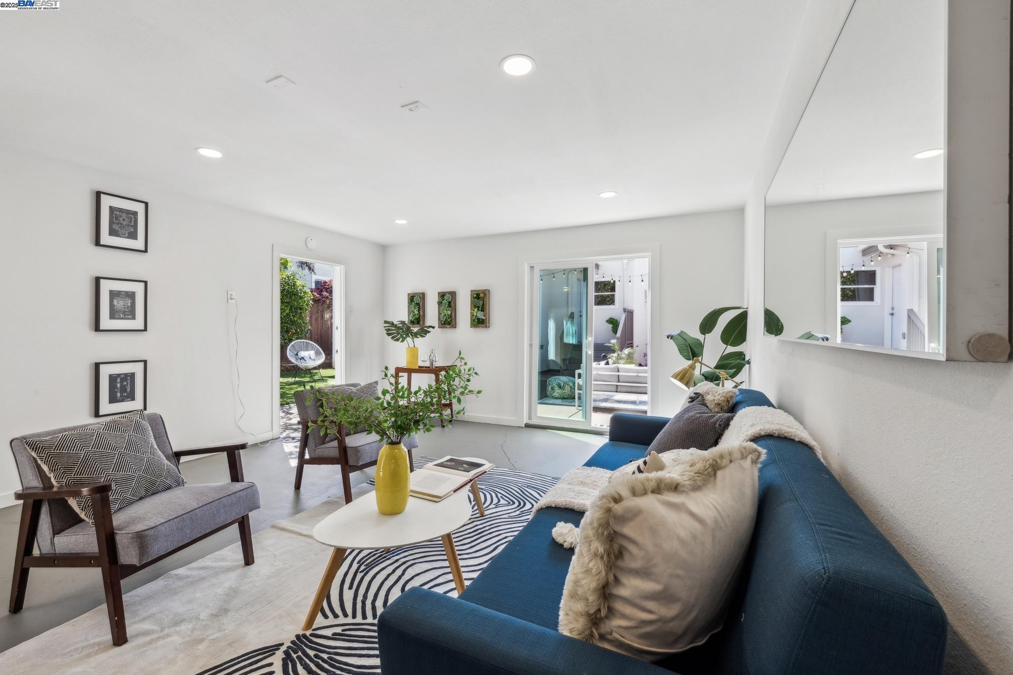 Detail Gallery Image 30 of 46 For 776 60th Street, Oakland,  CA 94609 - 3 Beds | 2 Baths