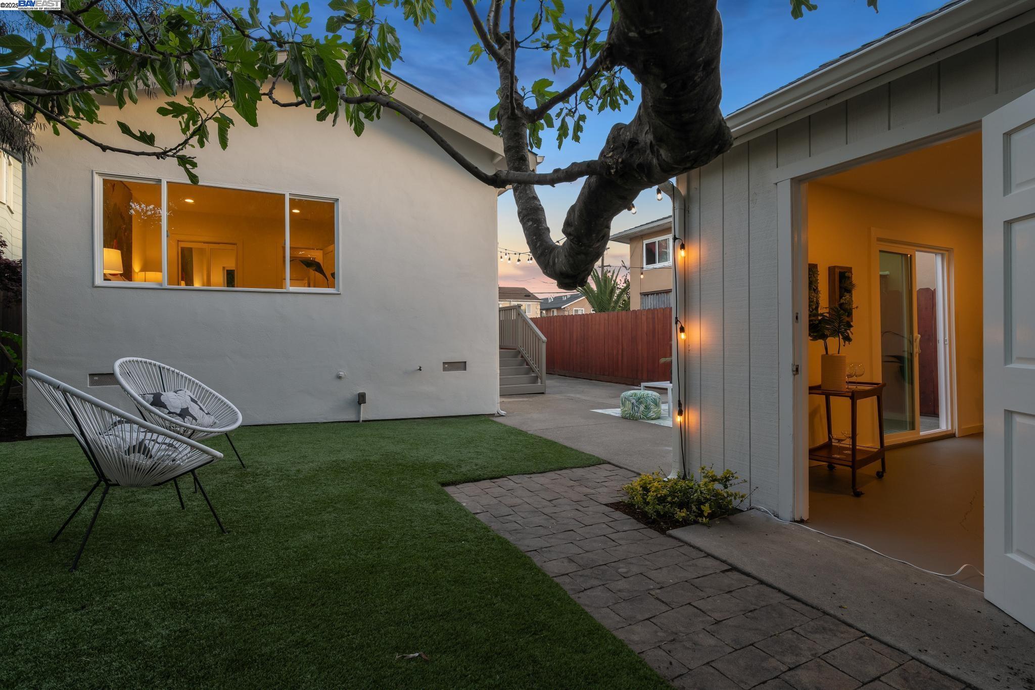 Detail Gallery Image 43 of 46 For 776 60th Street, Oakland,  CA 94609 - 3 Beds | 2 Baths