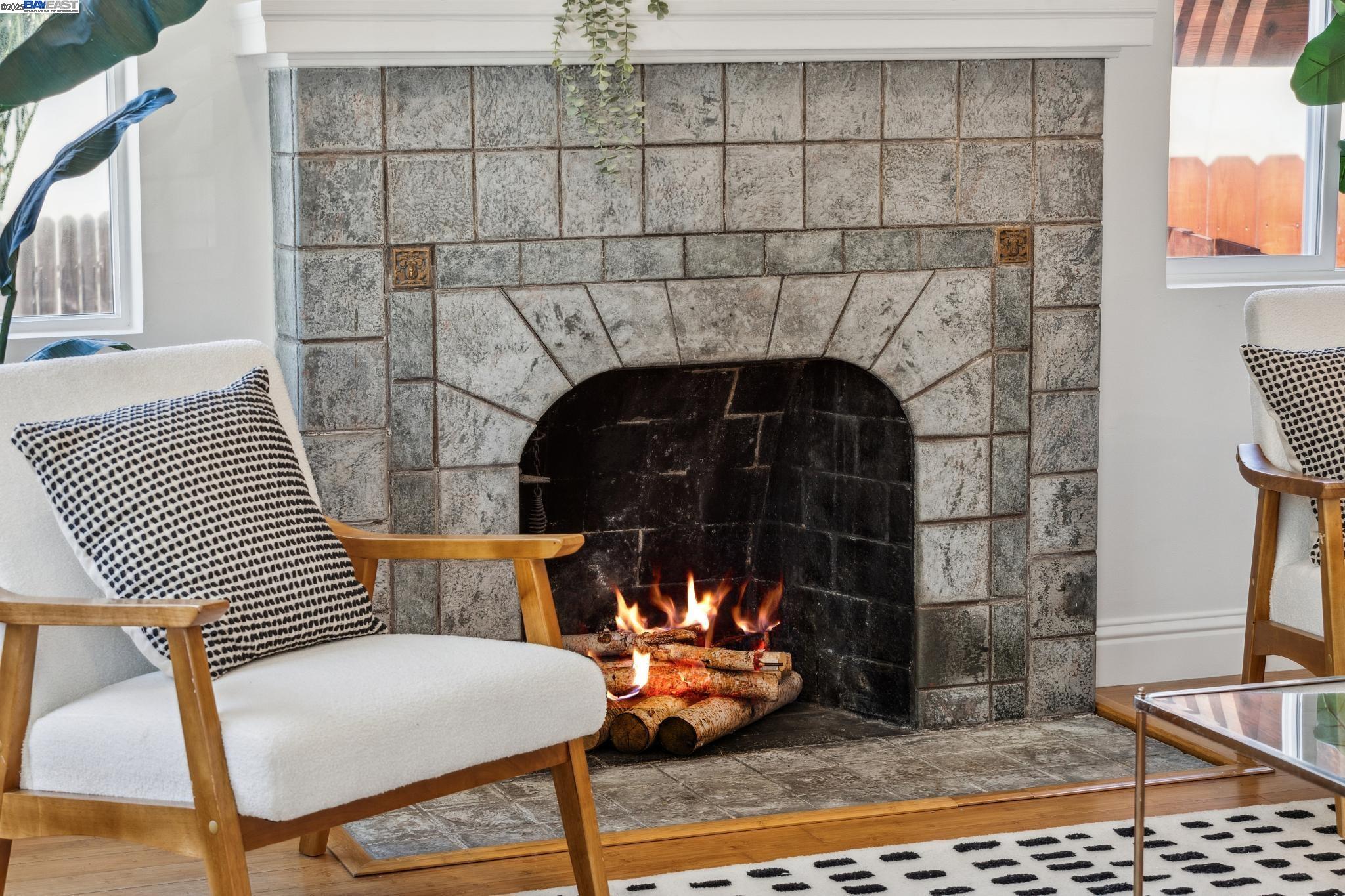Detail Gallery Image 9 of 46 For 776 60th Street, Oakland,  CA 94609 - 3 Beds | 2 Baths