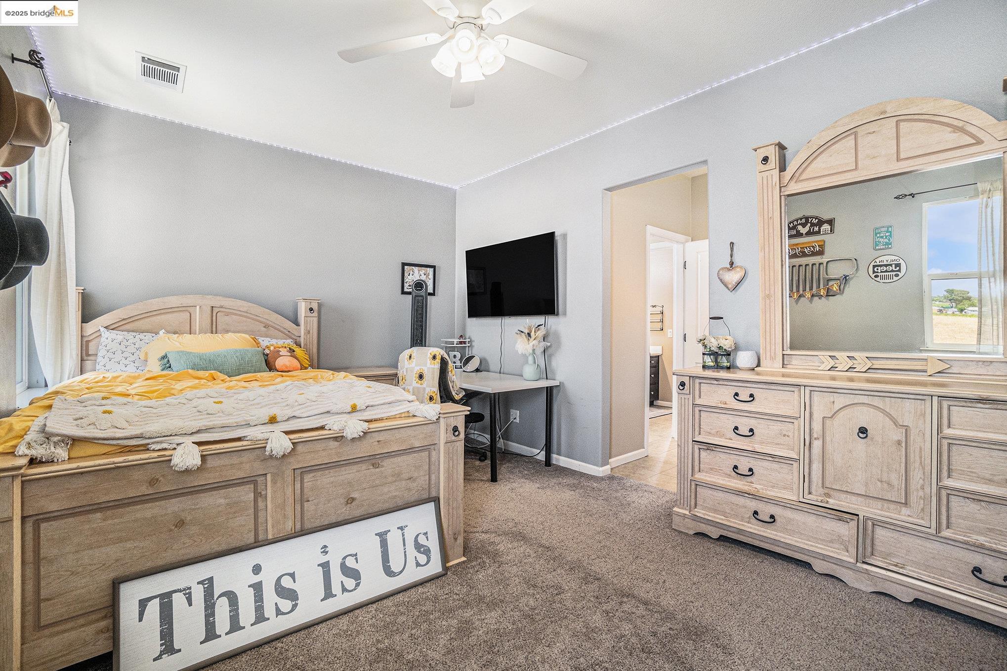 Detail Gallery Image 26 of 53 For 583 Sawgrass Way, Oakley,  CA 94561 - 5 Beds | 3/1 Baths