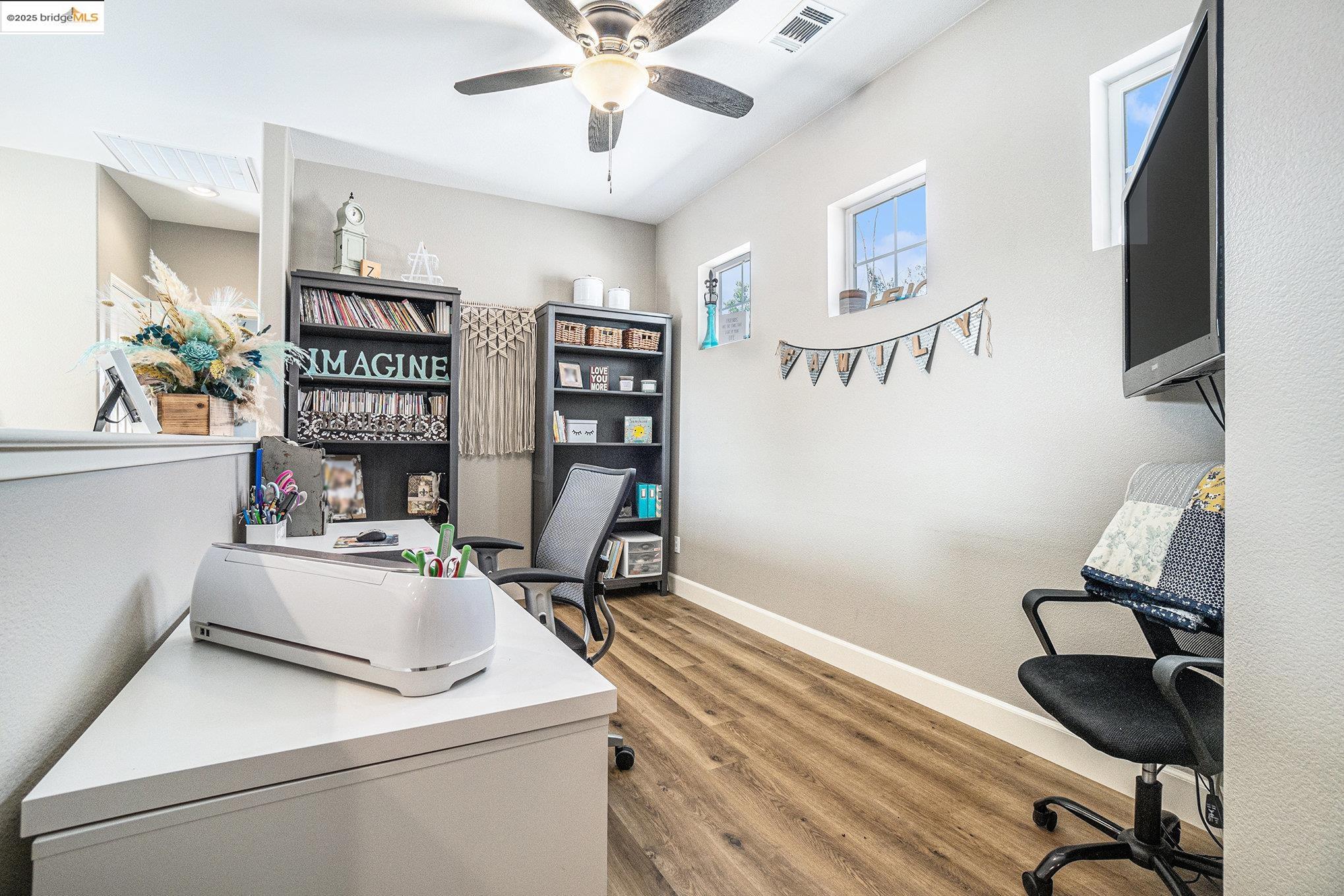 Detail Gallery Image 34 of 53 For 583 Sawgrass Way, Oakley,  CA 94561 - 5 Beds | 3/1 Baths