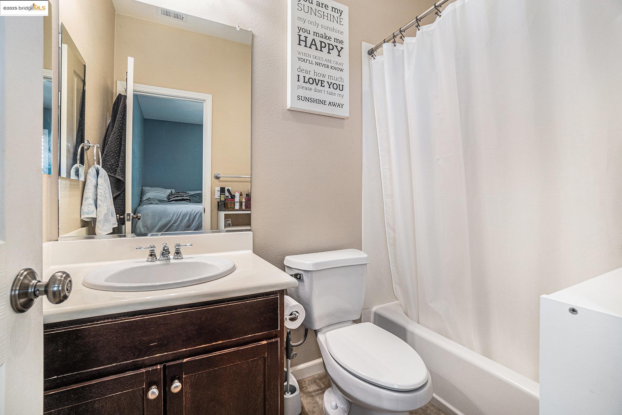 Detail Gallery Image 37 of 53 For 583 Sawgrass Way, Oakley,  CA 94561 - 5 Beds | 3/1 Baths
