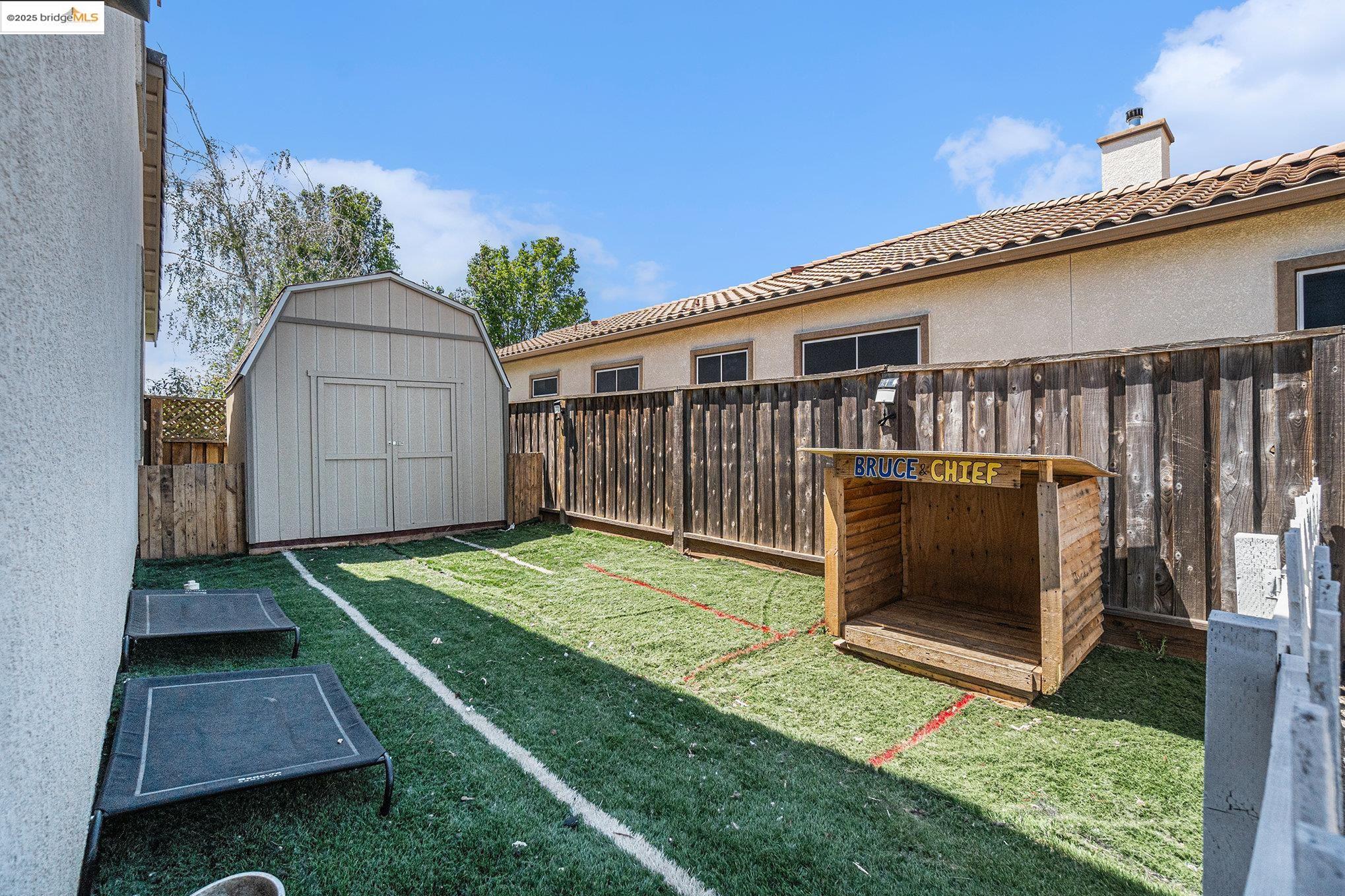 Detail Gallery Image 44 of 53 For 583 Sawgrass Way, Oakley,  CA 94561 - 5 Beds | 3/1 Baths