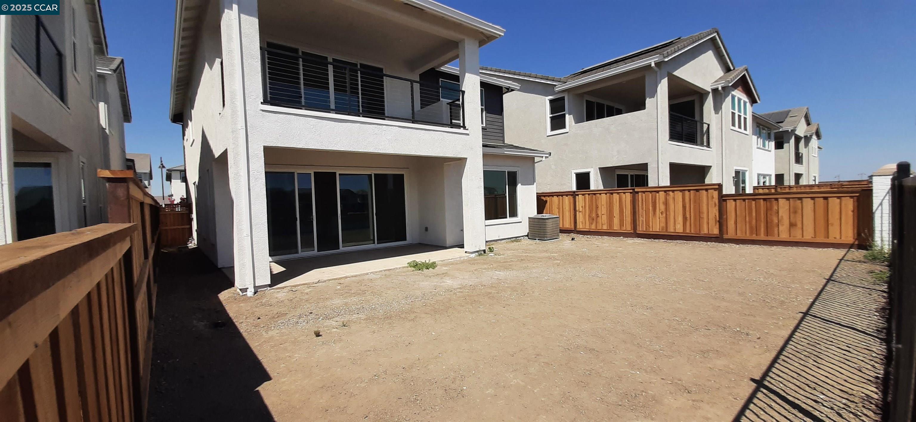 Detail Gallery Image 15 of 15 For 17588 Bushwick Lane, Lathrop,  CA 95330 - 4 Beds | 3 Baths