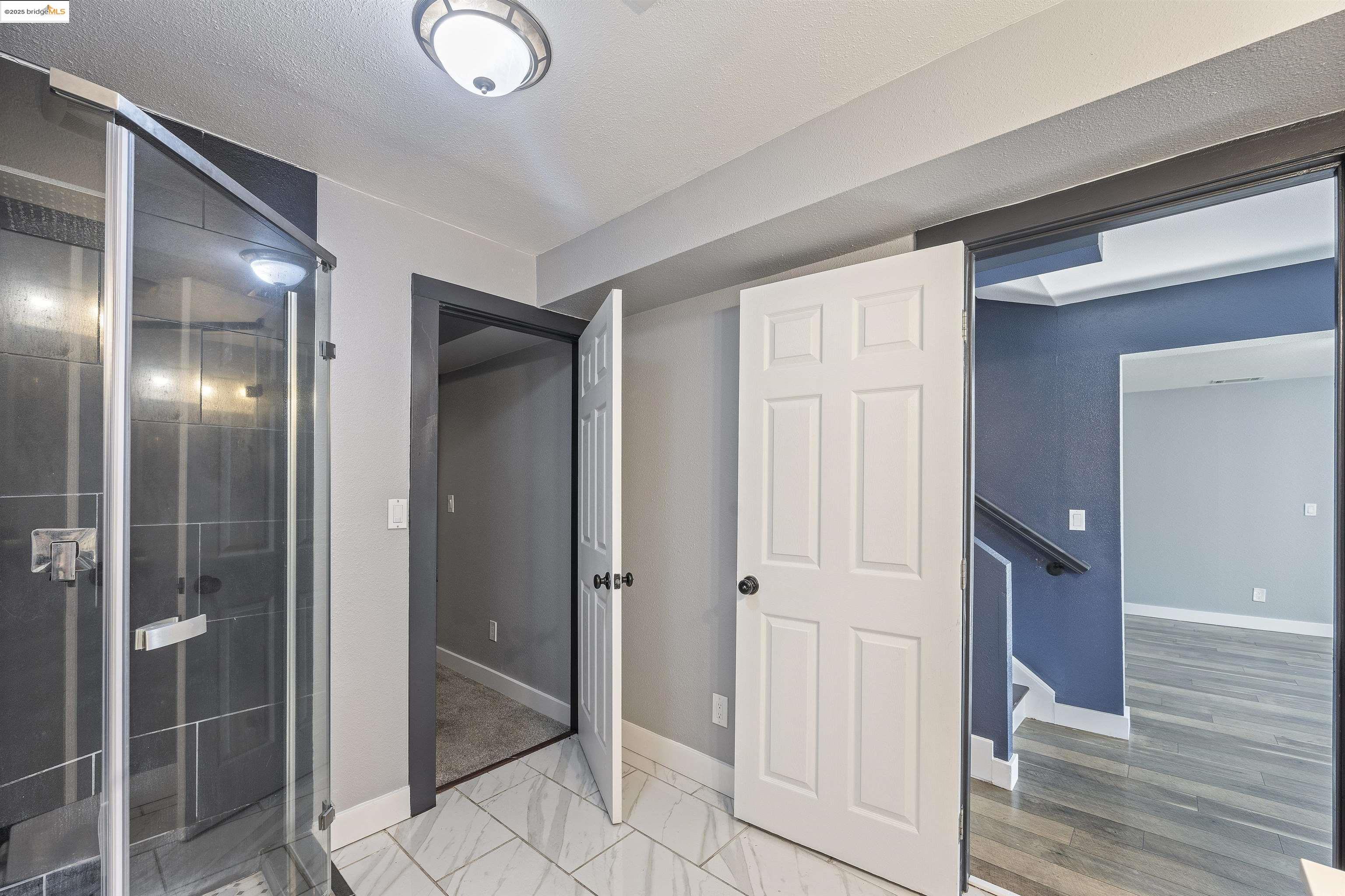 Detail Gallery Image 41 of 60 For 2521 Grande Vista Ave, Oakland,  CA 94601 - 5 Beds | 3 Baths