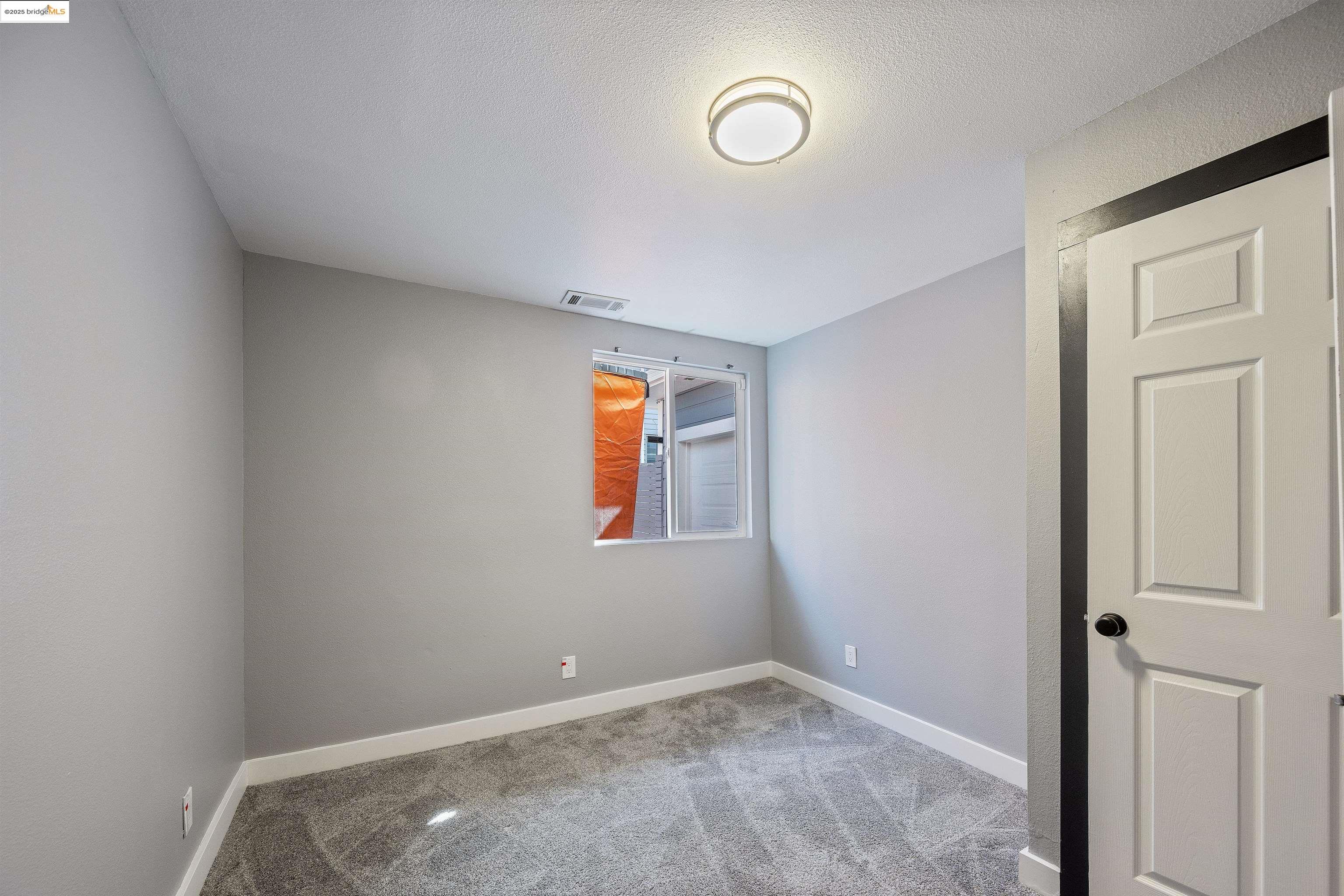 Detail Gallery Image 45 of 60 For 2521 Grande Vista Ave, Oakland,  CA 94601 - 5 Beds | 3 Baths