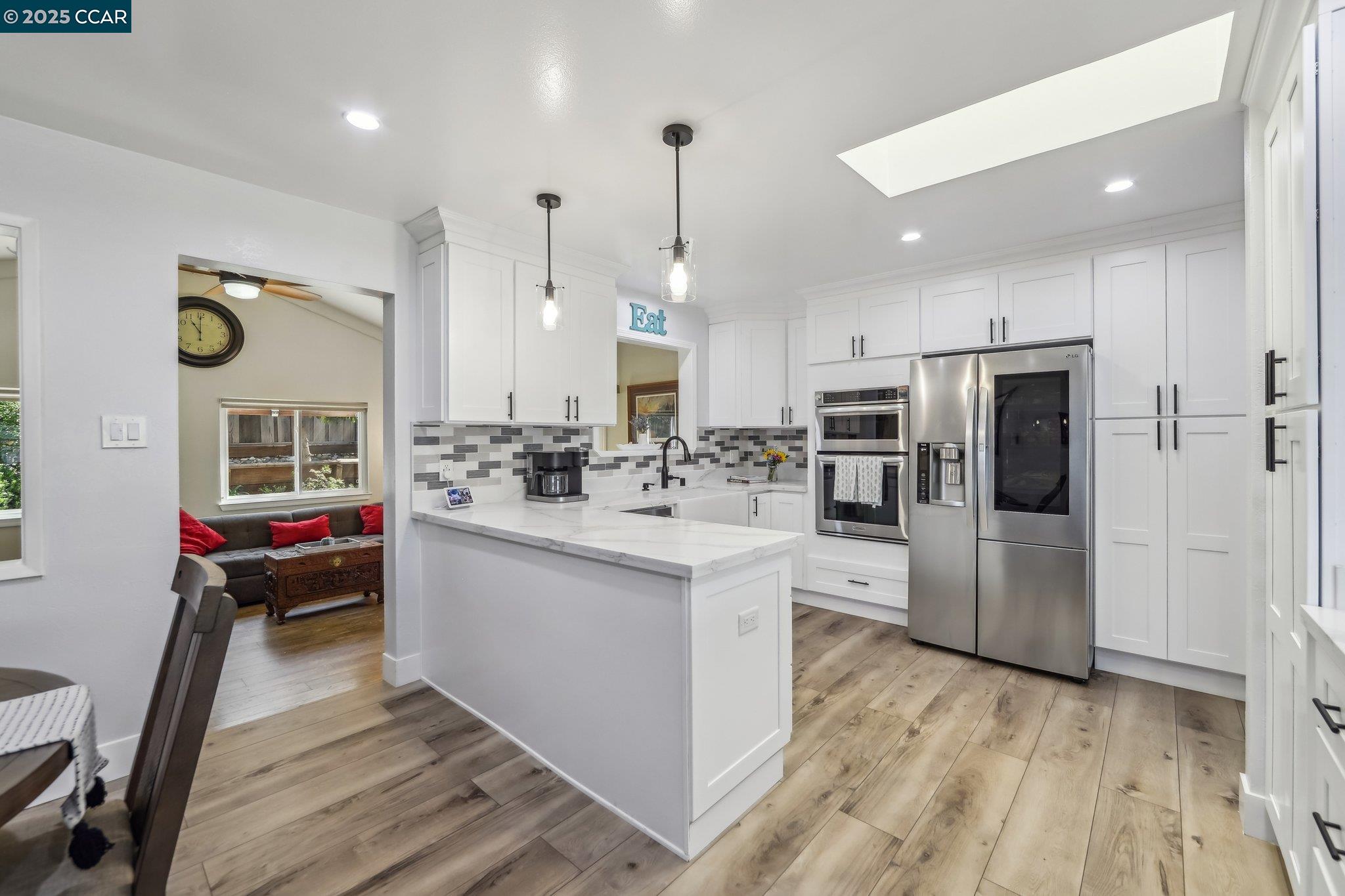 Detail Gallery Image 12 of 31 For 5521 Alaska Dr, Concord,  CA 94521 - 3 Beds | 2 Baths
