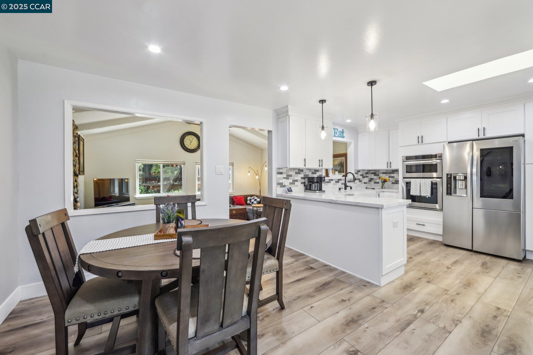 Detail Gallery Image 17 of 31 For 5521 Alaska Dr, Concord,  CA 94521 - 3 Beds | 2 Baths