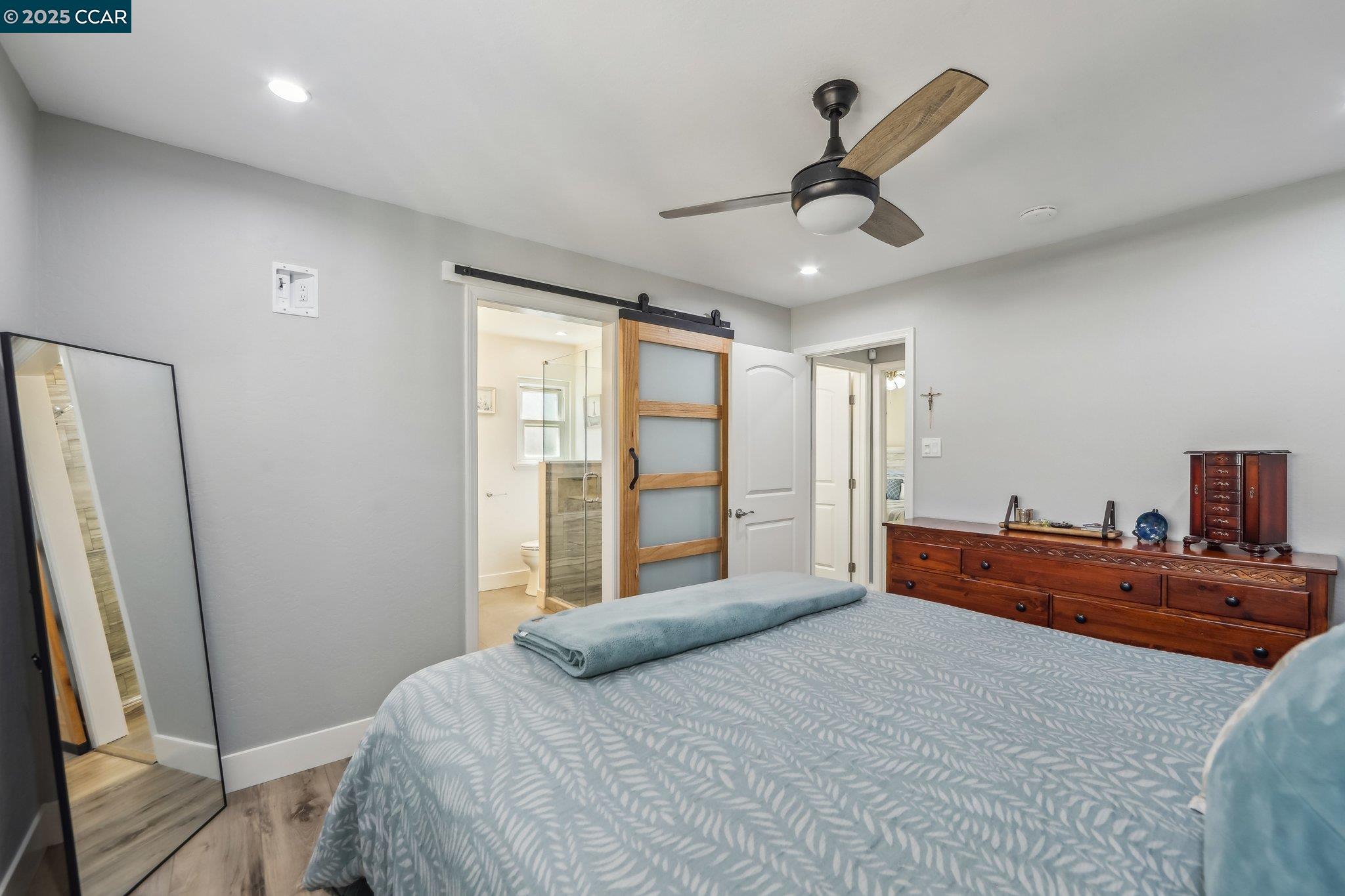 Detail Gallery Image 22 of 31 For 5521 Alaska Dr, Concord,  CA 94521 - 3 Beds | 2 Baths