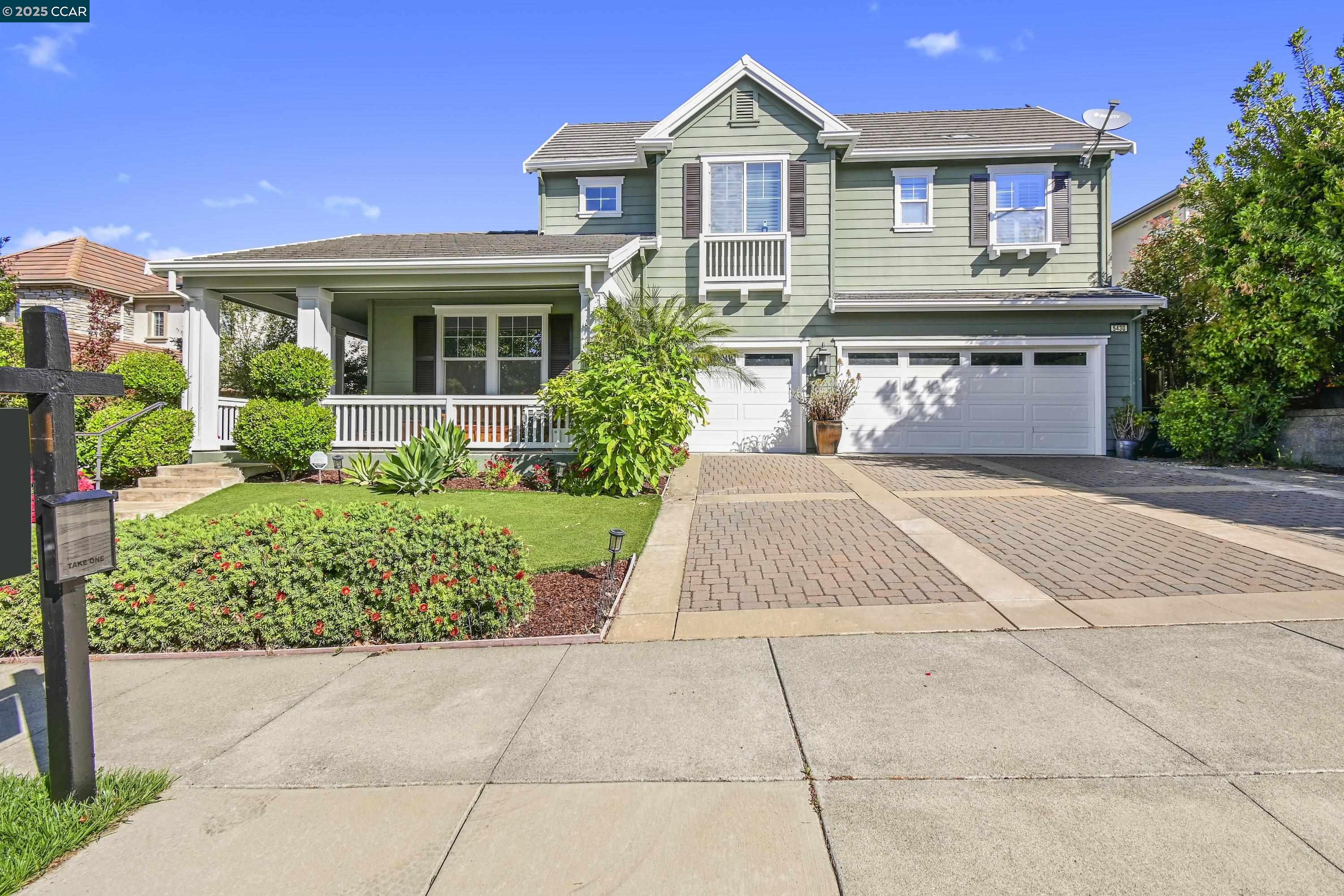 Detail Gallery Image 1 of 46 For 5430 Sherwood Way, San Ramon,  CA 94582 - 5 Beds | 4/1 Baths