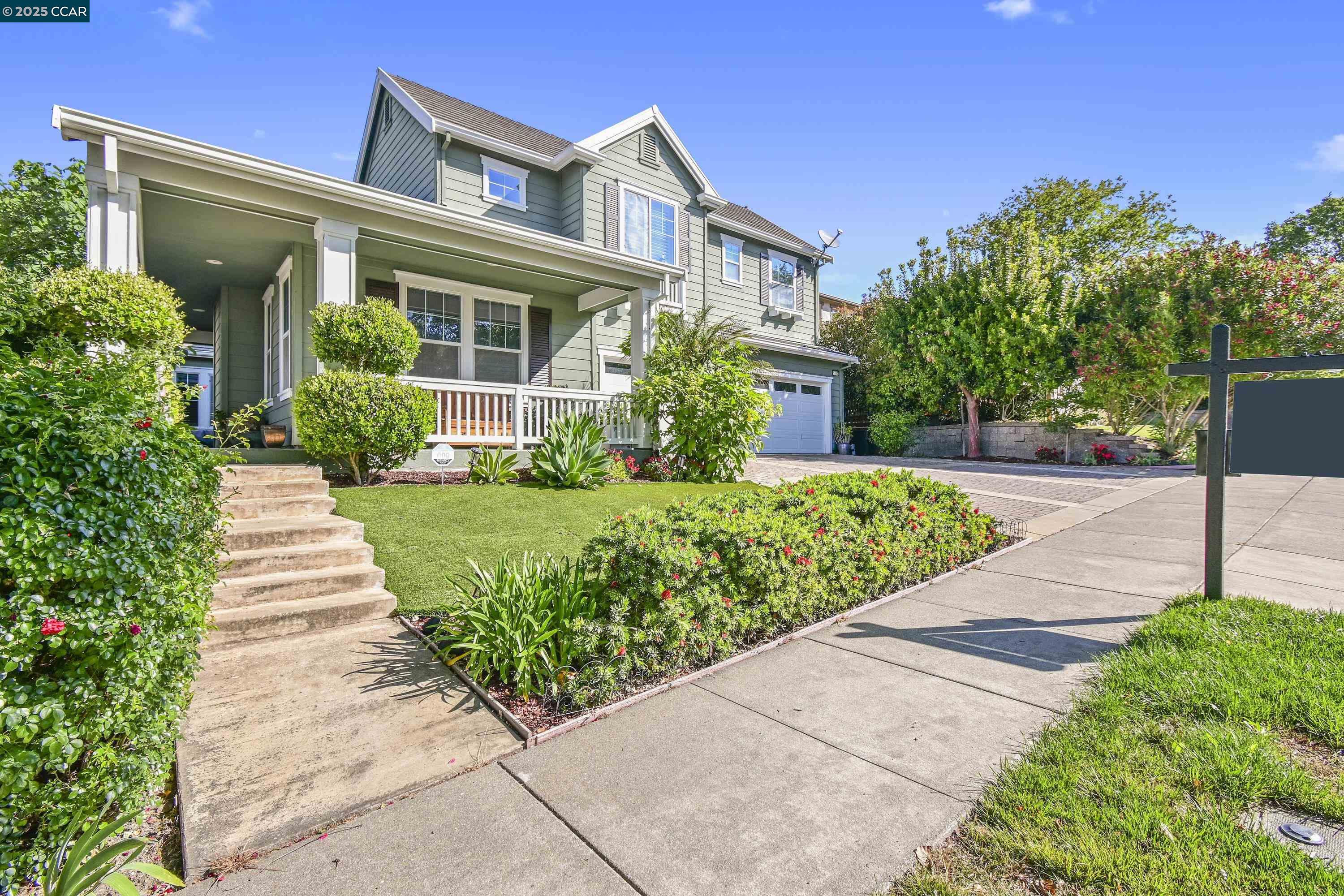 Detail Gallery Image 2 of 46 For 5430 Sherwood Way, San Ramon,  CA 94582 - 5 Beds | 4/1 Baths