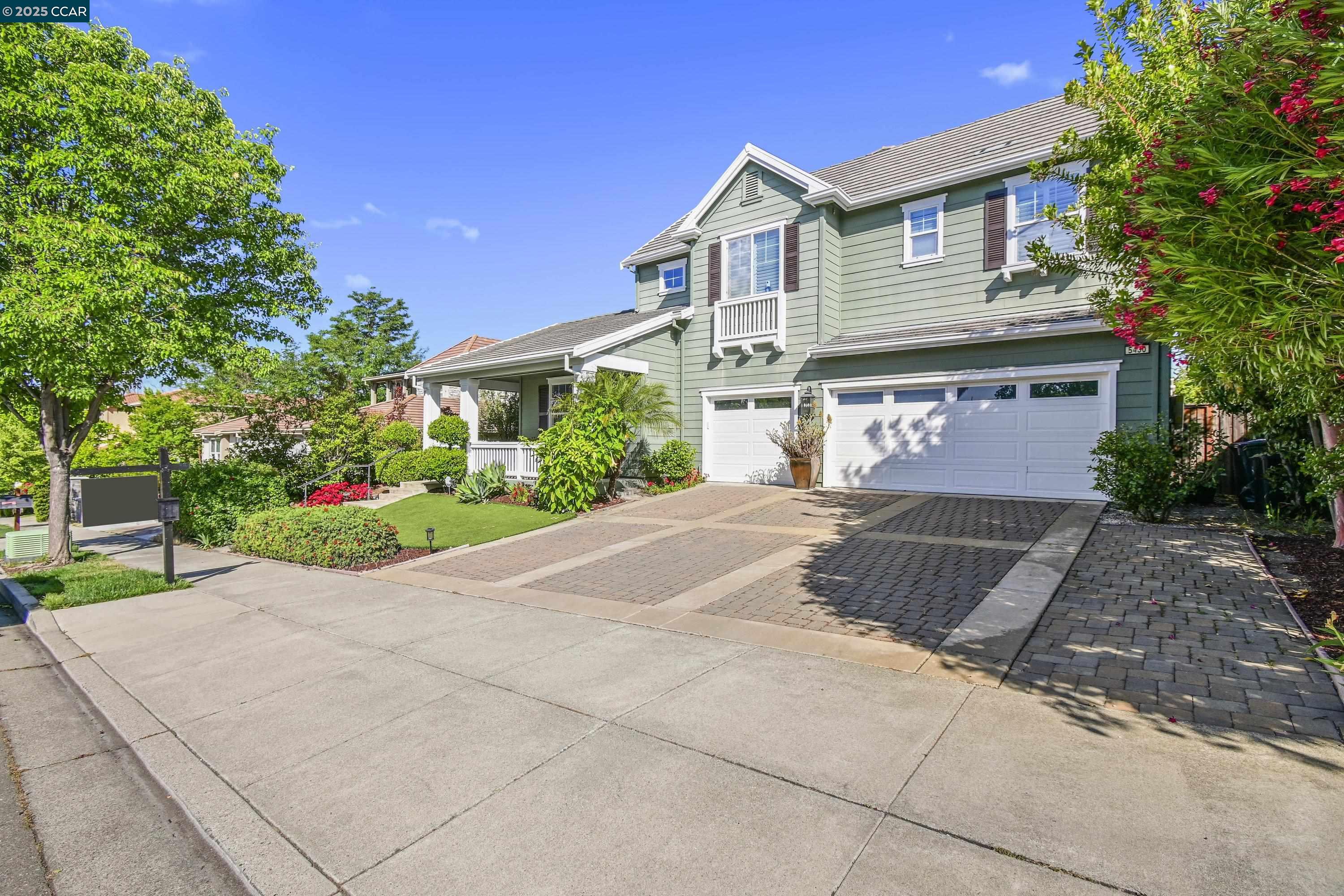 Detail Gallery Image 3 of 46 For 5430 Sherwood Way, San Ramon,  CA 94582 - 5 Beds | 4/1 Baths
