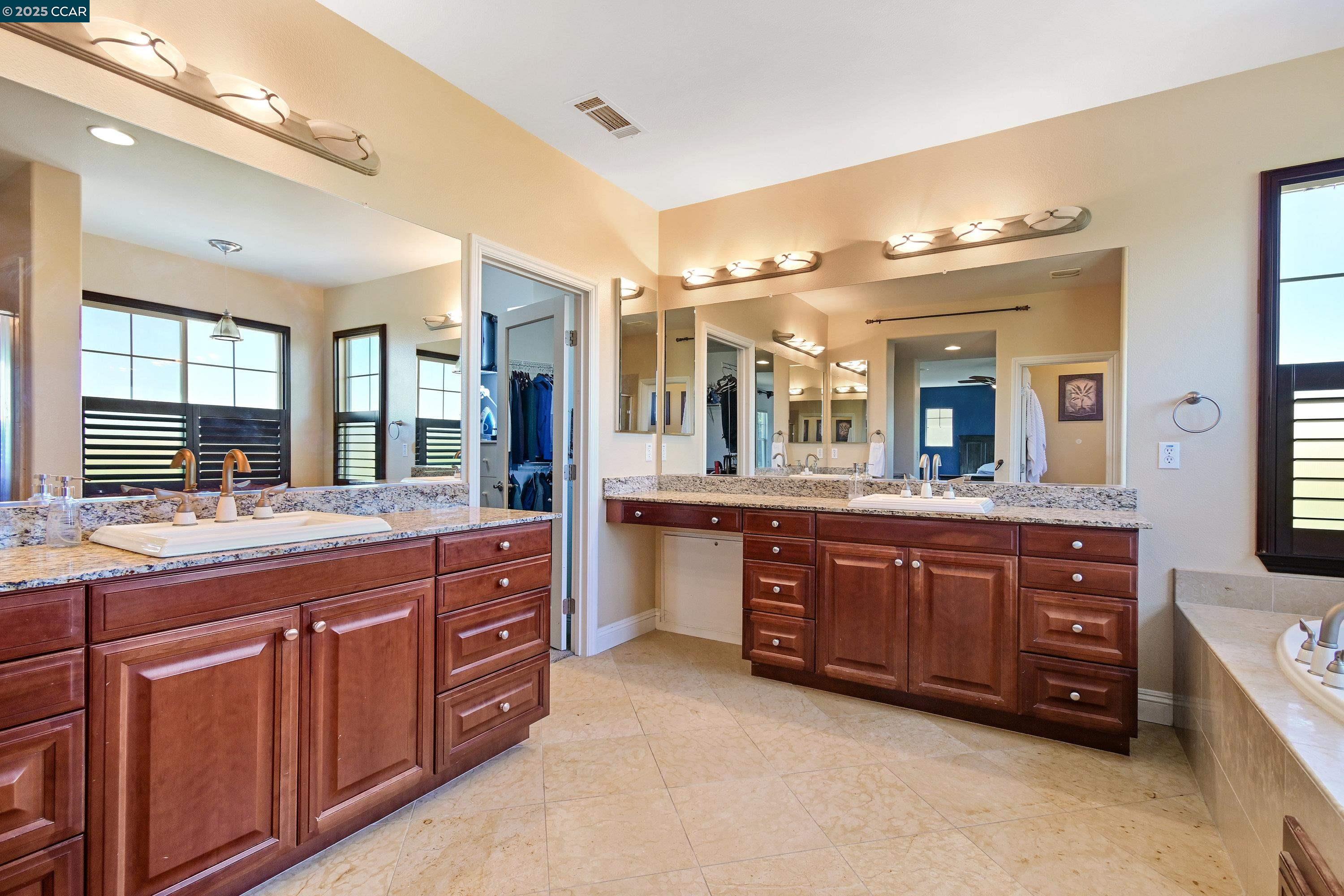 Detail Gallery Image 34 of 46 For 5430 Sherwood Way, San Ramon,  CA 94582 - 5 Beds | 4/1 Baths