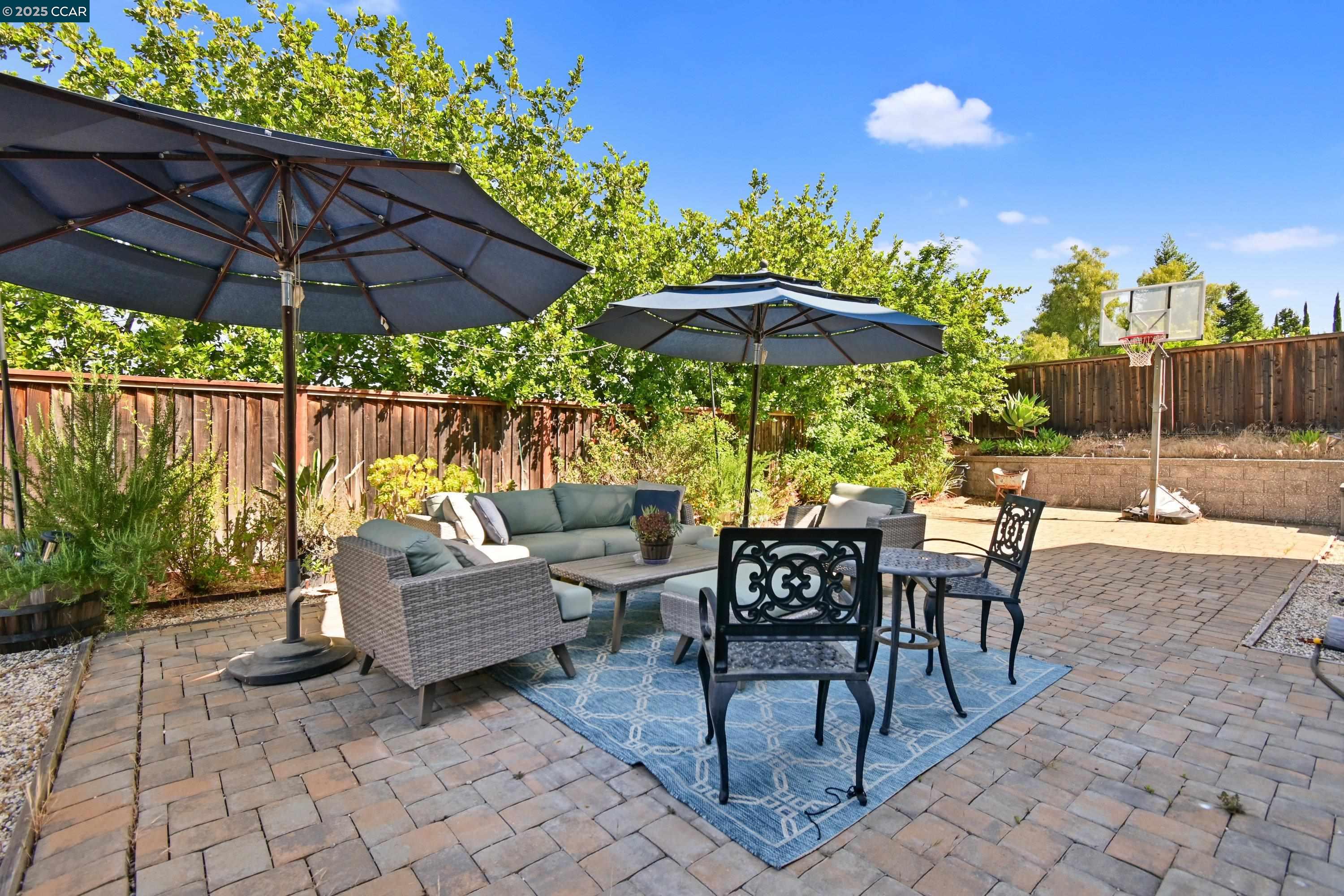 Detail Gallery Image 40 of 46 For 5430 Sherwood Way, San Ramon,  CA 94582 - 5 Beds | 4/1 Baths