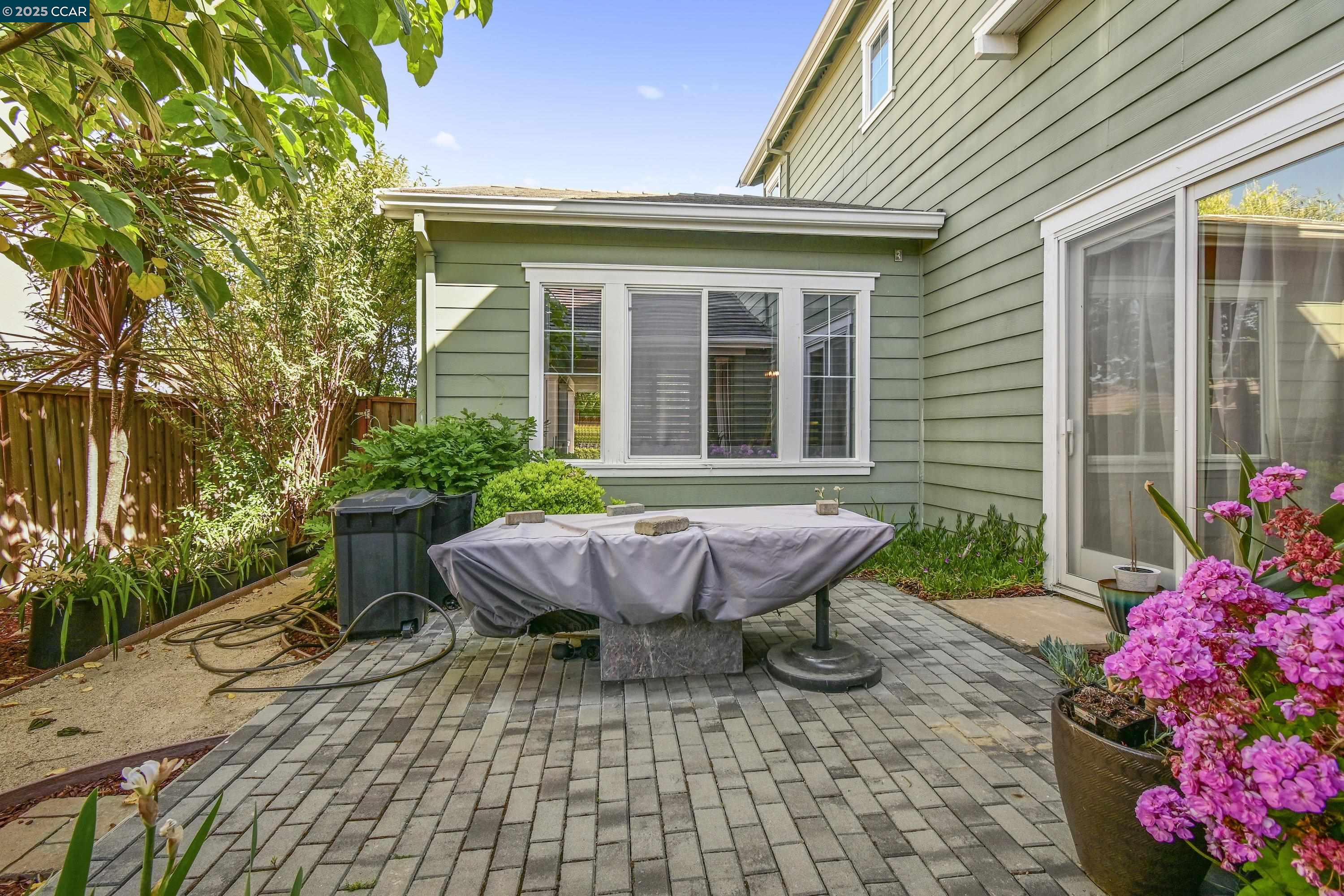 Detail Gallery Image 5 of 46 For 5430 Sherwood Way, San Ramon,  CA 94582 - 5 Beds | 4/1 Baths