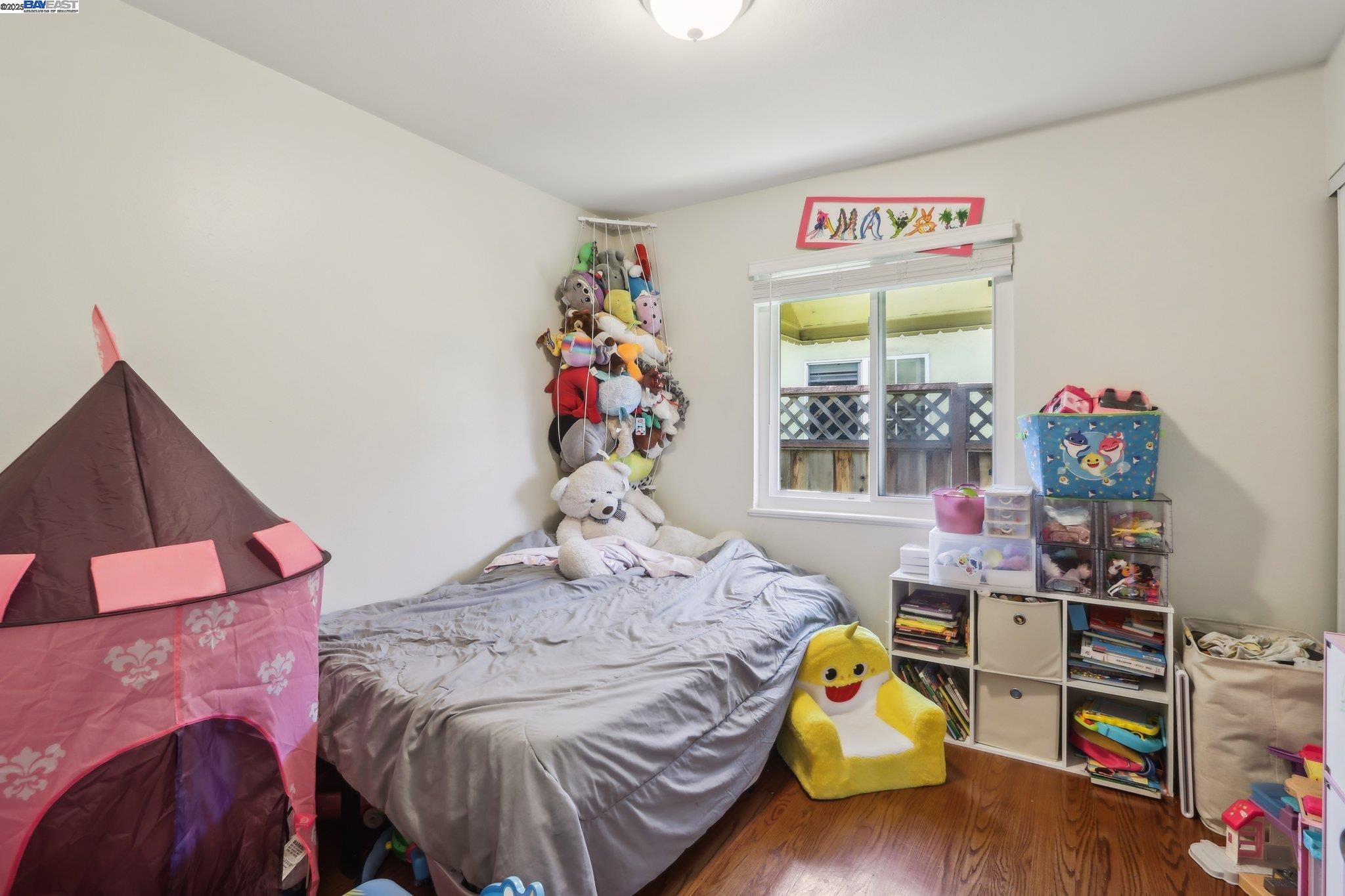 Detail Gallery Image 12 of 24 For 759 Bishop Ave, Hayward,  CA 94544 - 3 Beds | 1 Baths