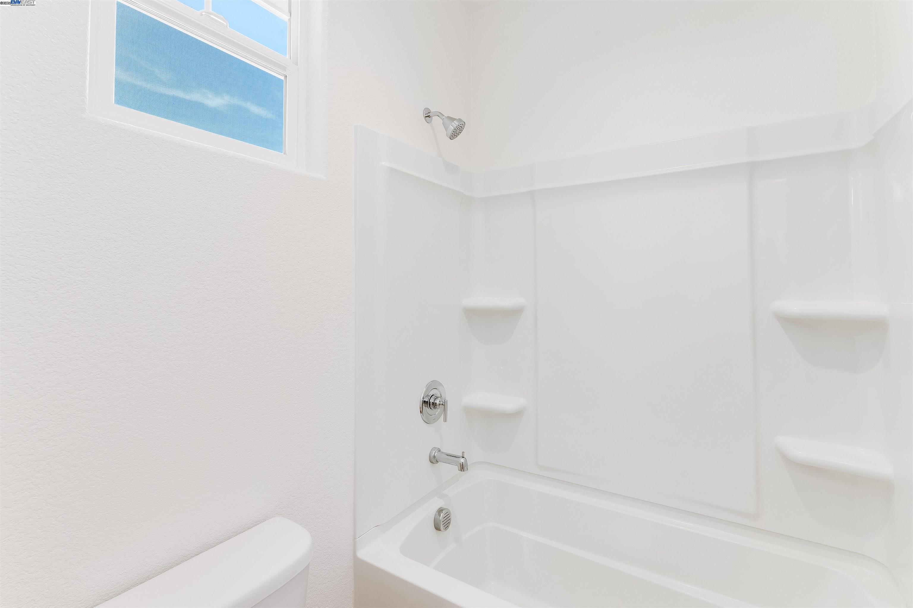 Detail Gallery Image 27 of 38 For 2336 Endeavor Way, Sacramento,  CA 95834 - 3 Beds | 2/1 Baths