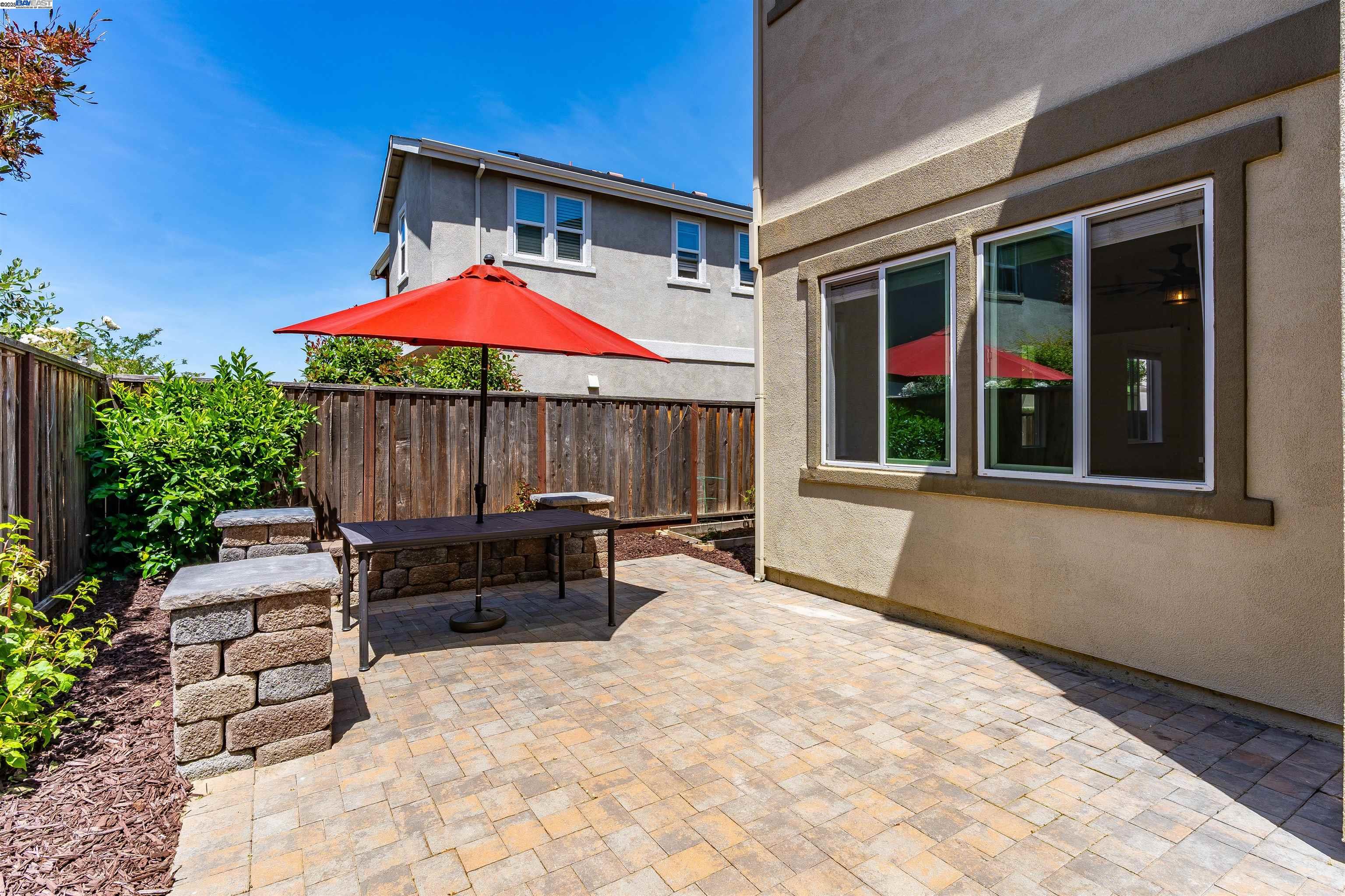 Detail Gallery Image 31 of 38 For 2336 Endeavor Way, Sacramento,  CA 95834 - 3 Beds | 2/1 Baths