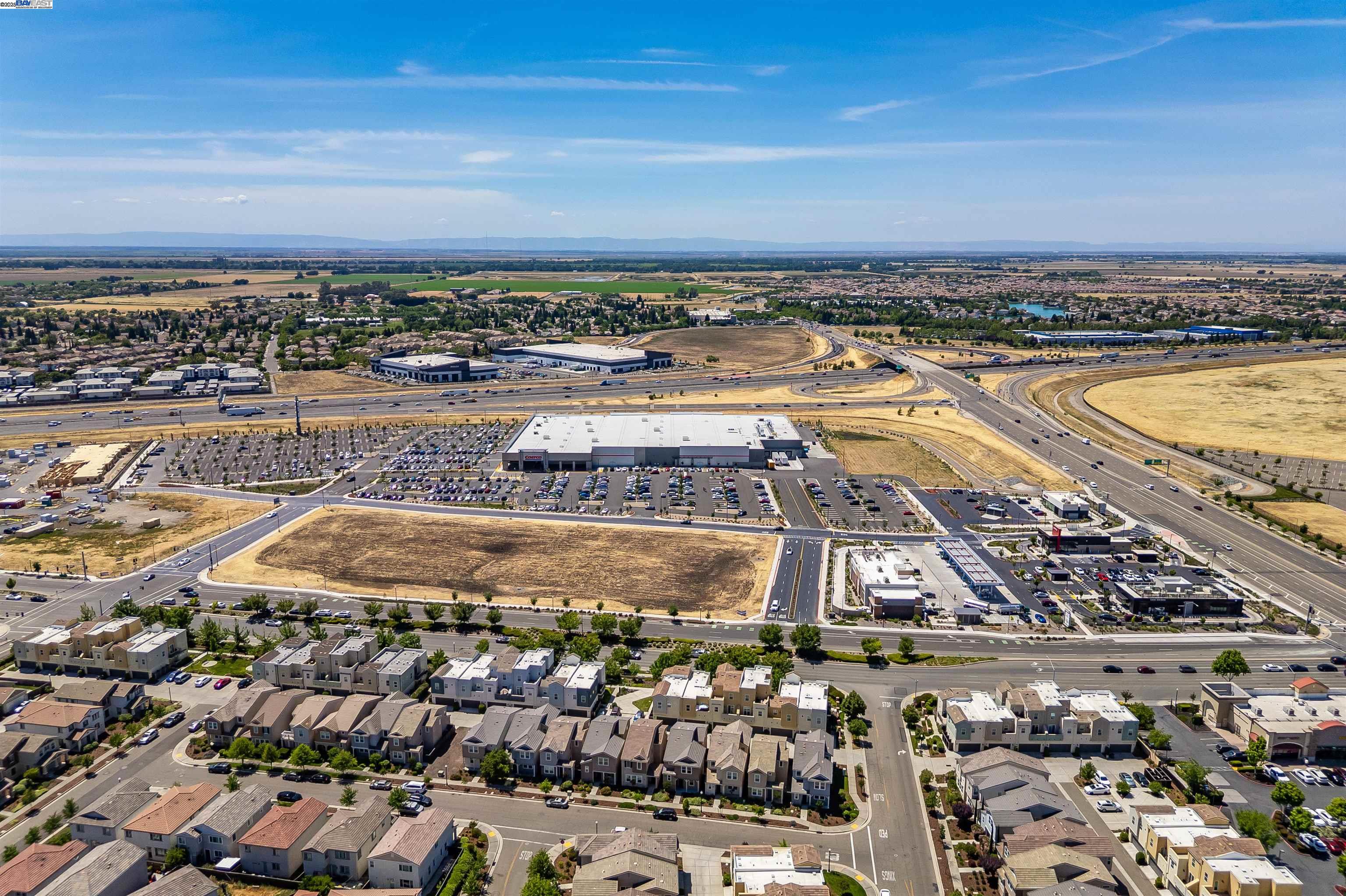 Detail Gallery Image 34 of 38 For 2336 Endeavor Way, Sacramento,  CA 95834 - 3 Beds | 2/1 Baths