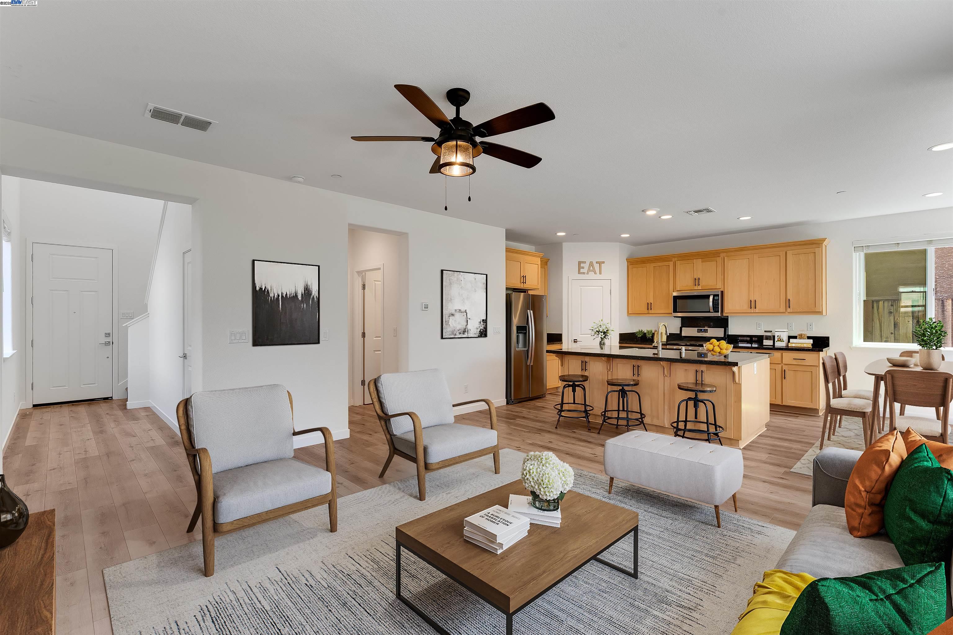 Detail Gallery Image 6 of 38 For 2336 Endeavor Way, Sacramento,  CA 95834 - 3 Beds | 2/1 Baths
