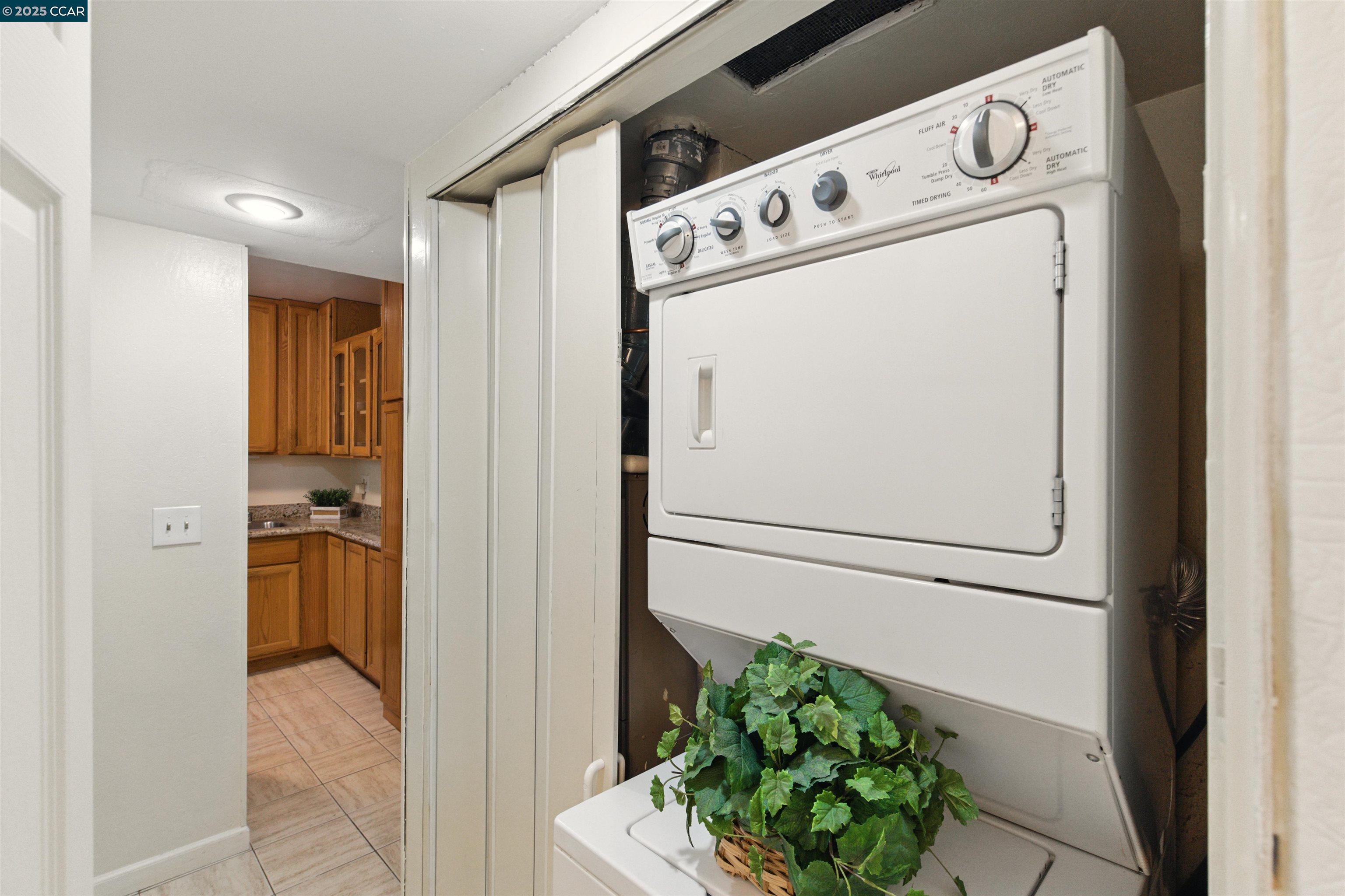 Detail Gallery Image 16 of 36 For 1352 Tree Garden Pl, Concord,  CA 94518 - 3 Beds | 2 Baths