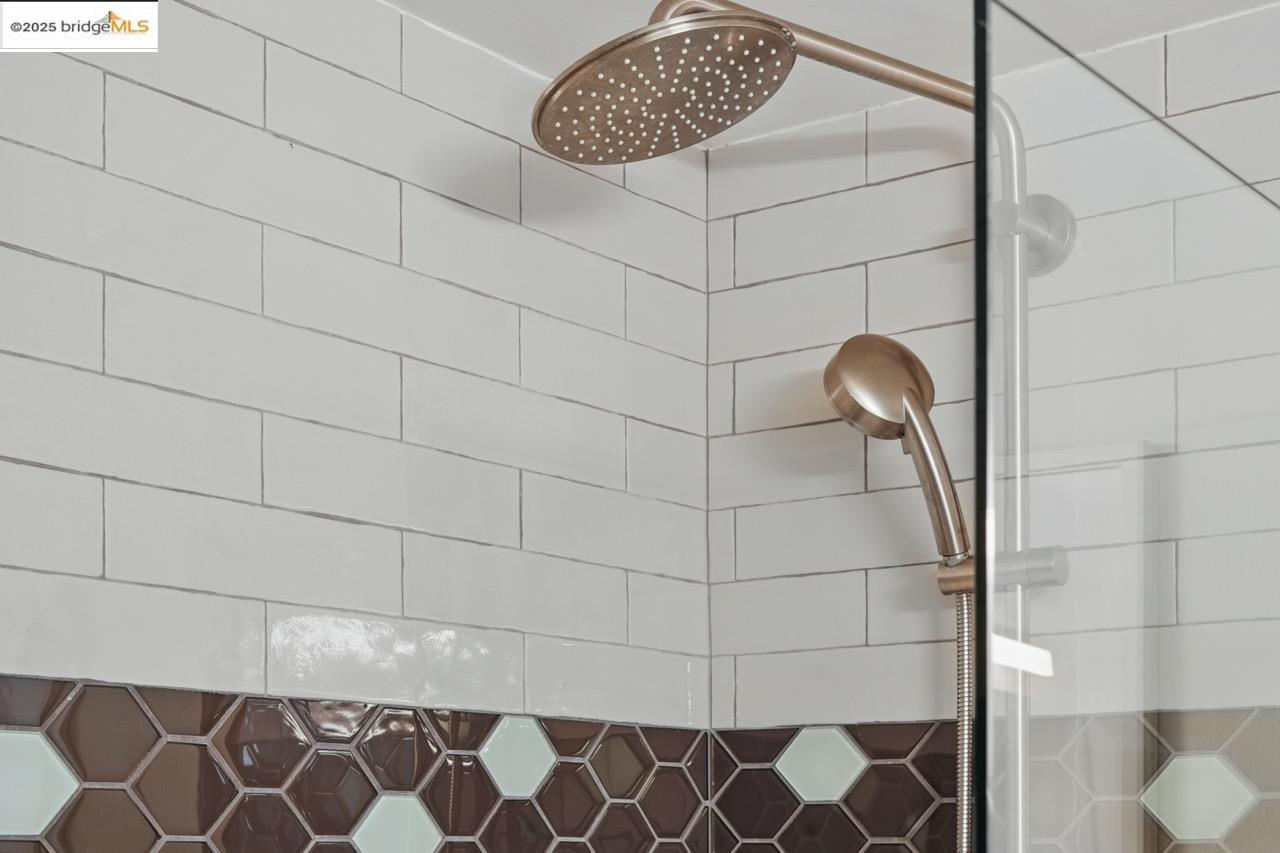 Detail Gallery Image 24 of 32 For 1555 Lakeside Dr #191,  Oakland,  CA 94612 - 2 Beds | 2 Baths