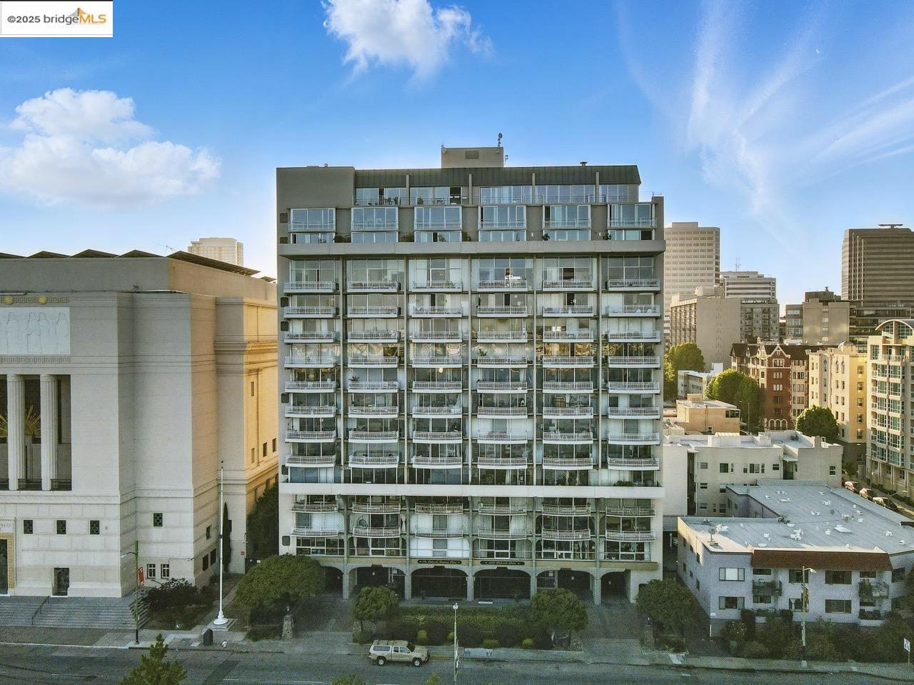 Detail Gallery Image 31 of 32 For 1555 Lakeside Dr #191,  Oakland,  CA 94612 - 2 Beds | 2 Baths