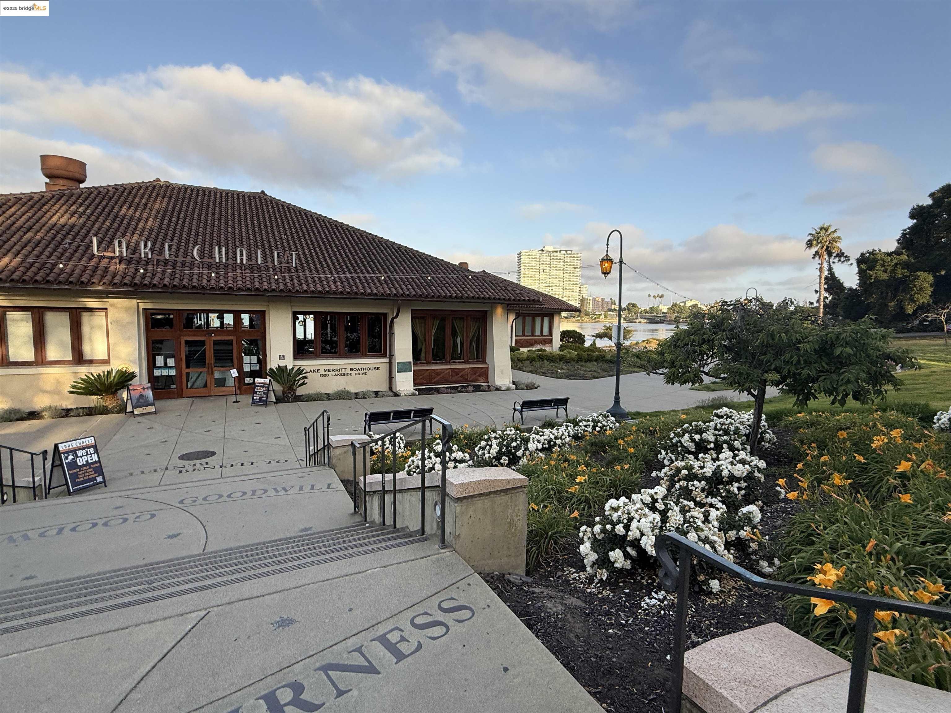 Detail Gallery Image 35 of 47 For 1555 Lakeside Dr #191,  Oakland,  CA 94612 - 2 Beds | 2 Baths