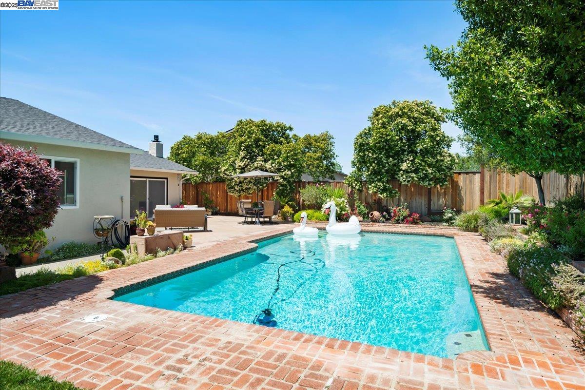 Detail Gallery Image 37 of 46 For 2284 Norwood Rd, Livermore,  CA 94550 - 3 Beds | 2 Baths