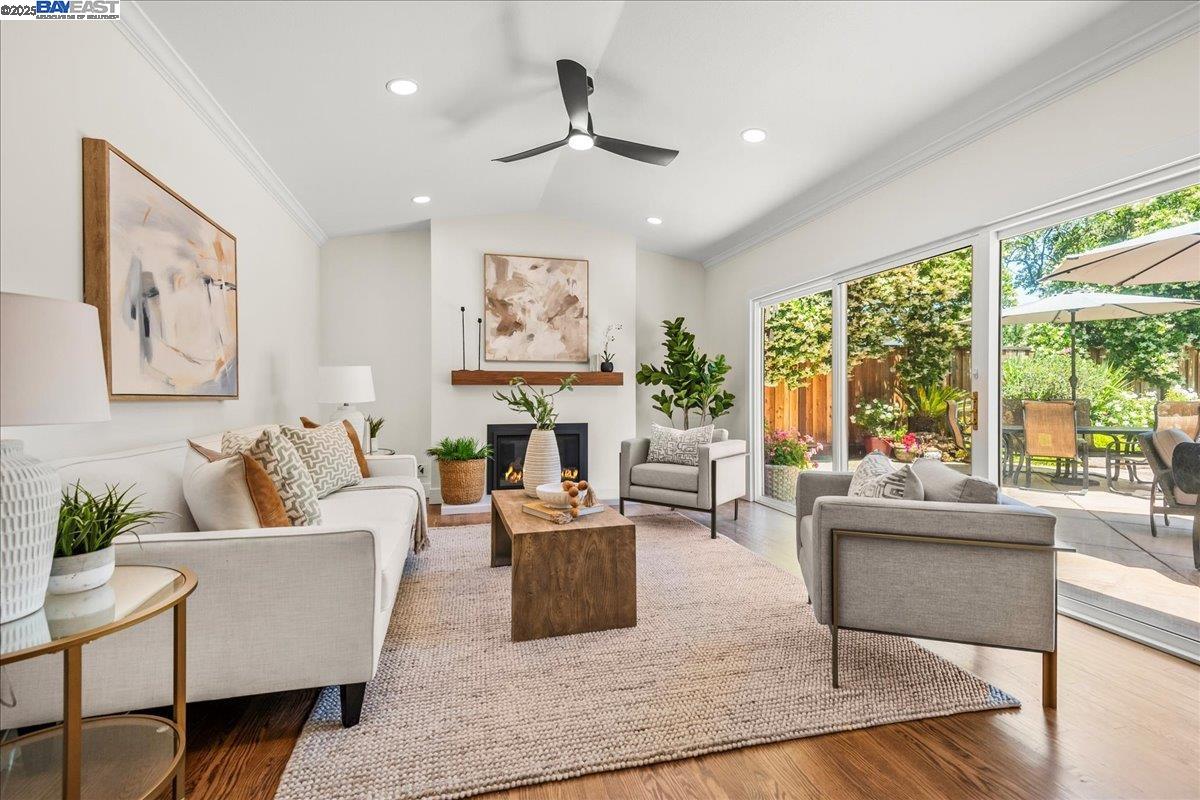Detail Gallery Image 6 of 46 For 2284 Norwood Rd, Livermore,  CA 94550 - 3 Beds | 2 Baths