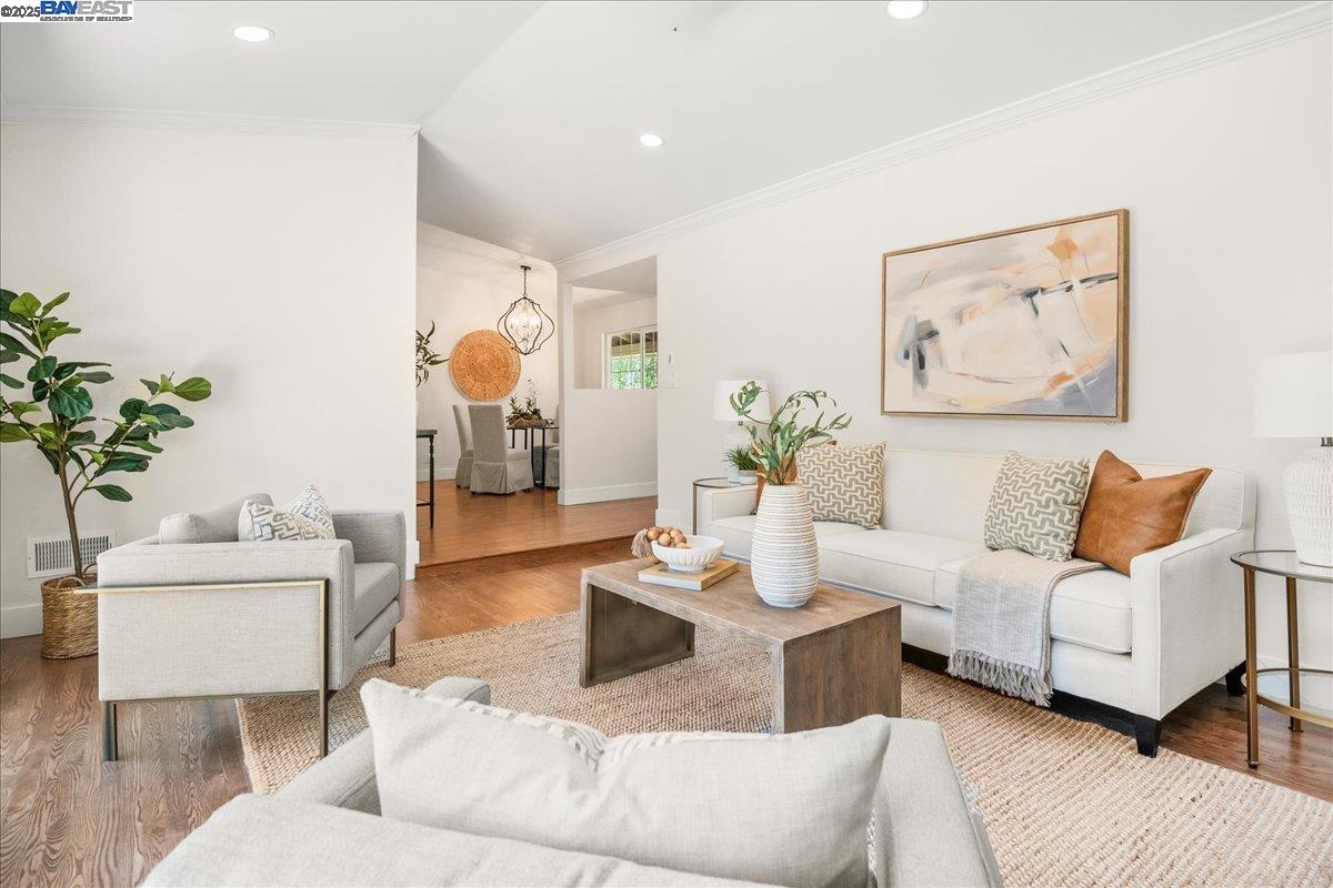 Detail Gallery Image 9 of 46 For 2284 Norwood Rd, Livermore,  CA 94550 - 3 Beds | 2 Baths