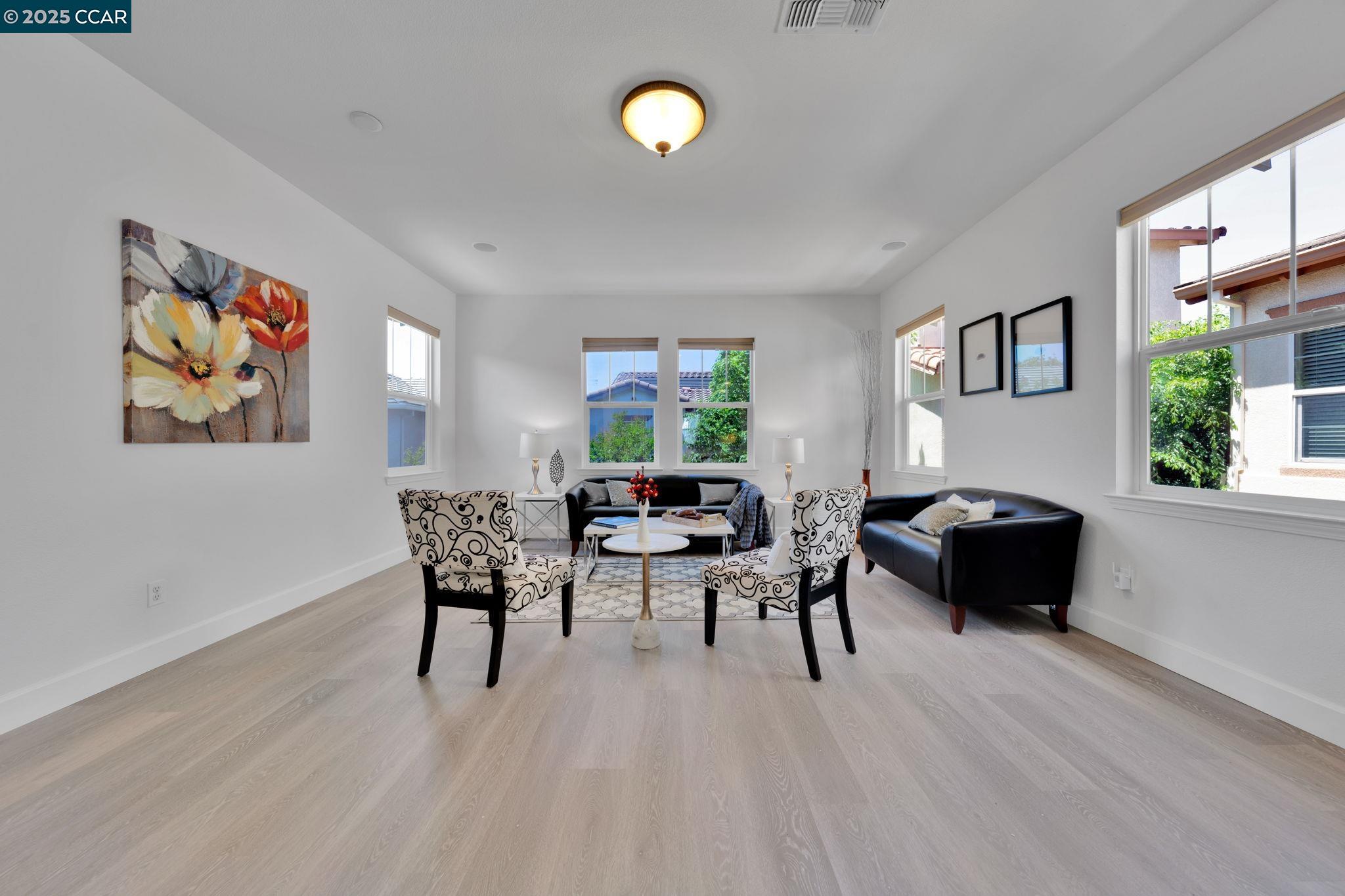 Detail Gallery Image 25 of 60 For 2941 Kobio Dr, Concord,  CA 94519-2685 - 3 Beds | 3/1 Baths